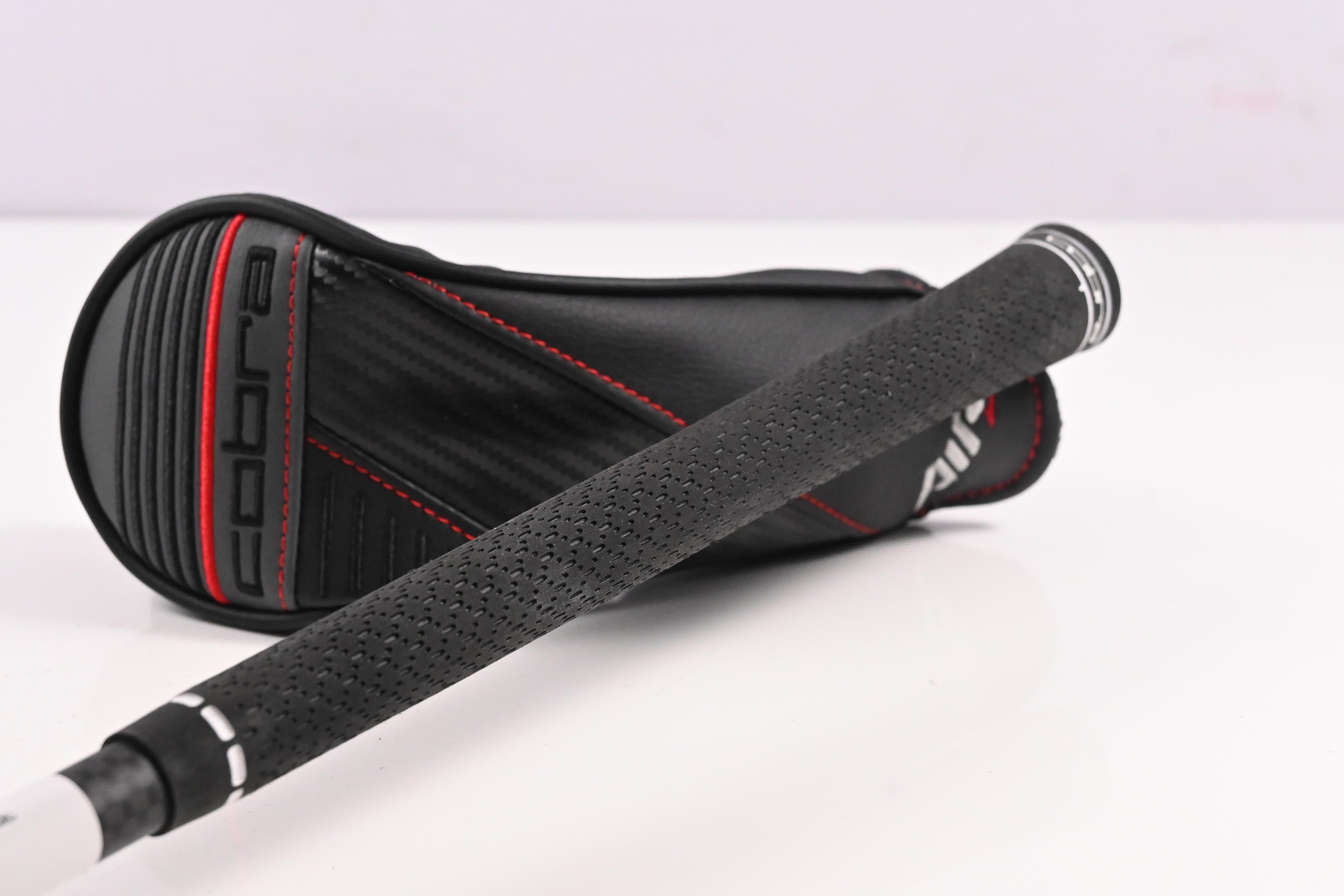 Cobra Air-X #6 Hybrid / 28 Degree / Senior Flex Cobra Ultralite 45 Shaft