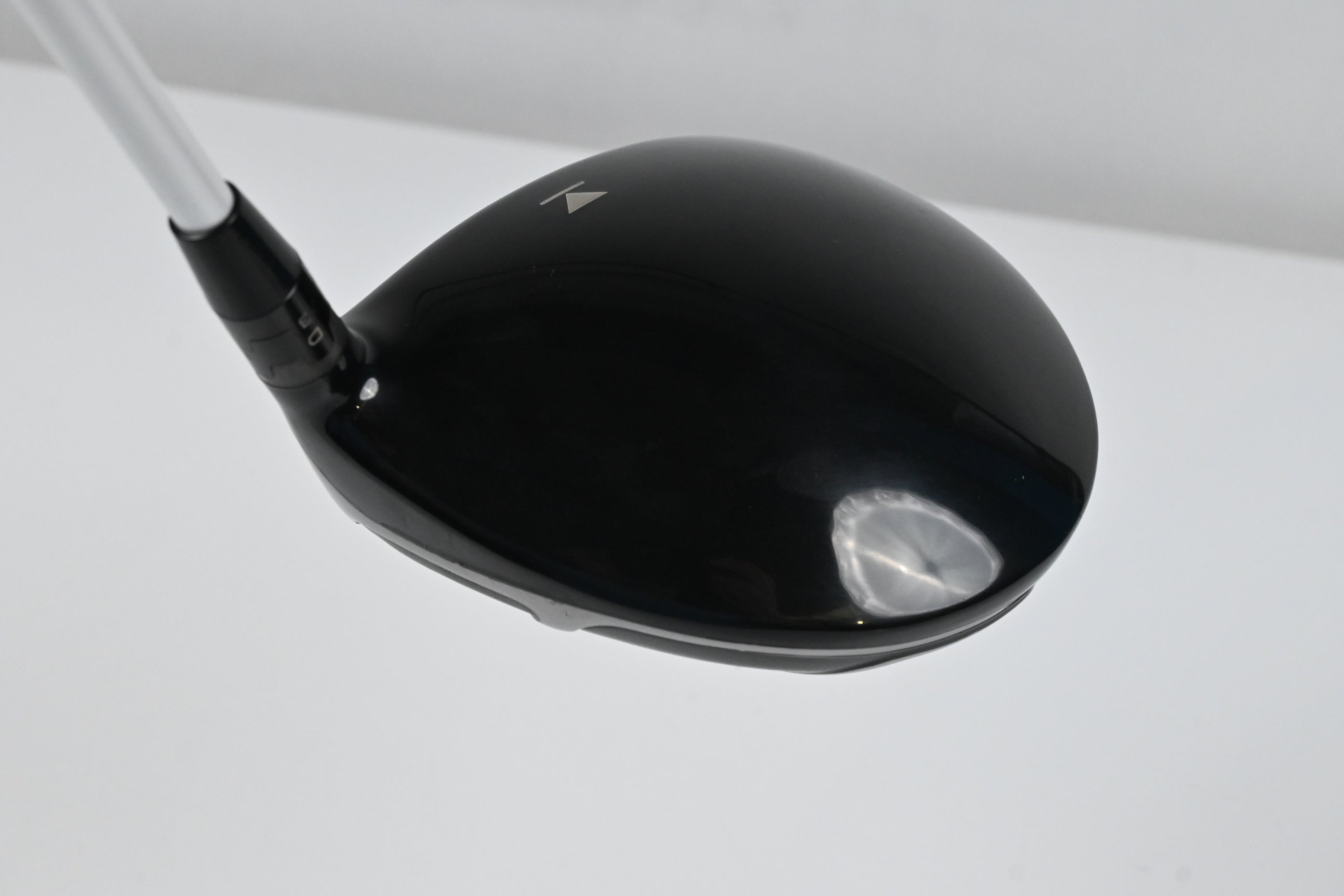 Titleist 910 D3 Driver / 8.5 Degree / Stiff Flex Aldila Rogue 110 MSI Silver 70