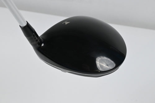 Titleist 910 D3 Driver / 8.5 Degree / Stiff Flex Aldila Rogue 110 MSI Silver 70