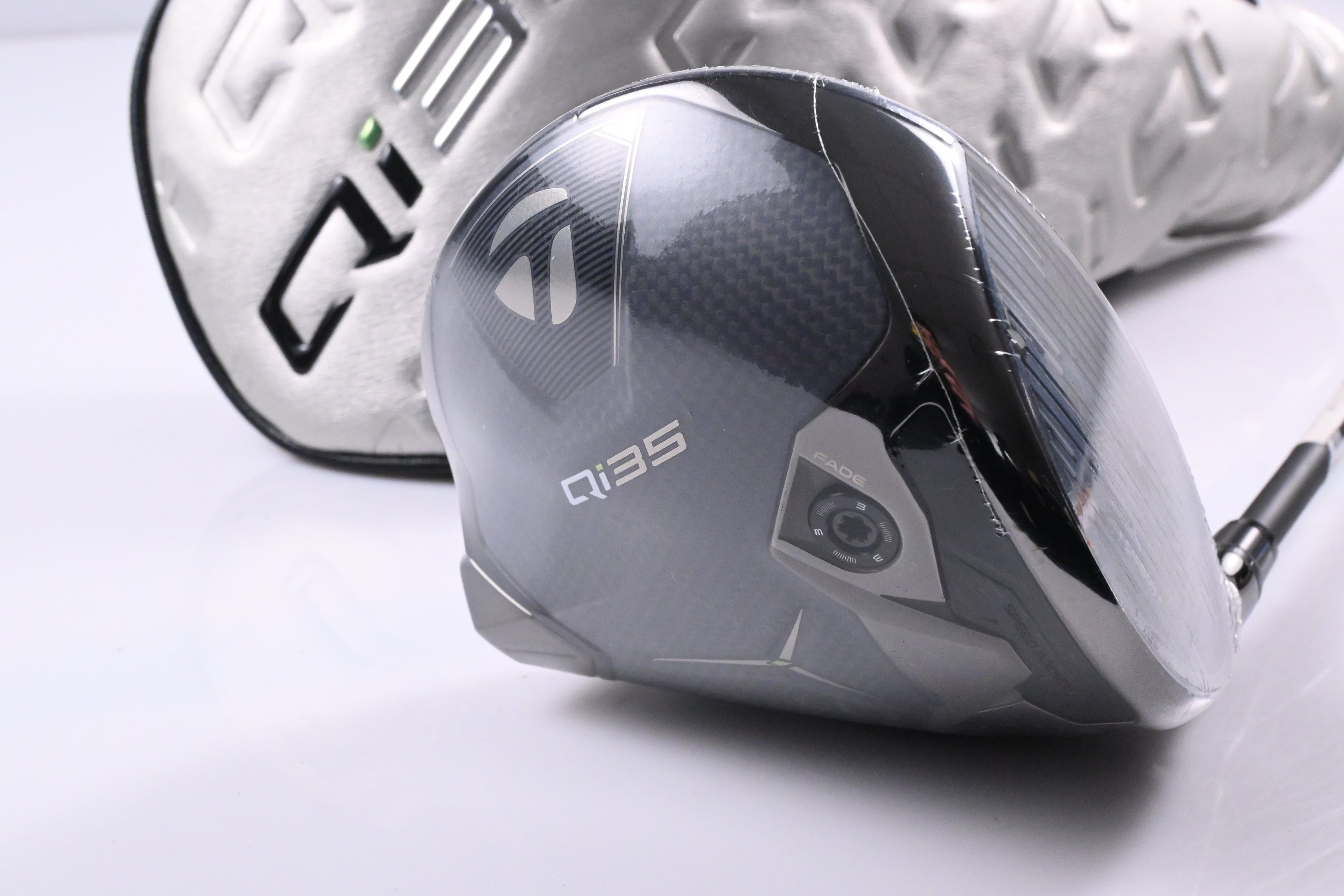 Taylormade Qi35 LS Driver / 9 Degree / Stiff Flex Kai'Li Dark Waves White 60