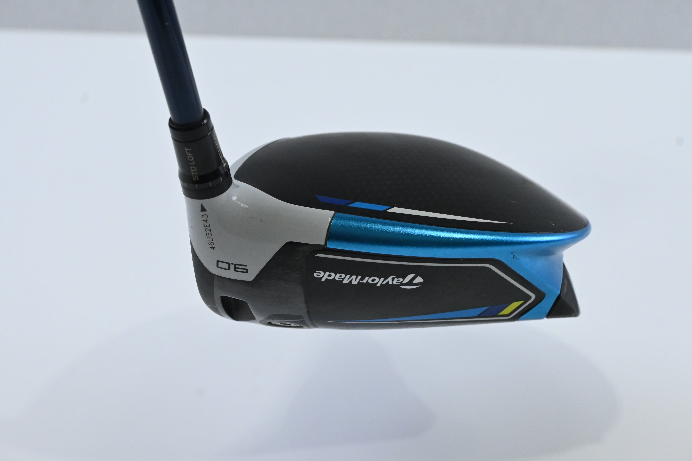 Taylormade SIM2 Max Driver / 9 Degree / Stiff Flex Fujikura Ventus Blue 5 Shaft