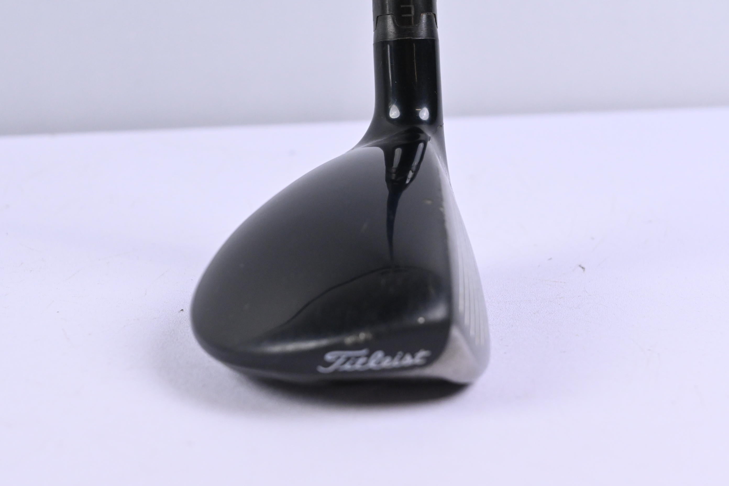 Titleist 910H #3 Hybrid / 19 Degree / Stiff Flex Diamana Kai'li 80 Shaft