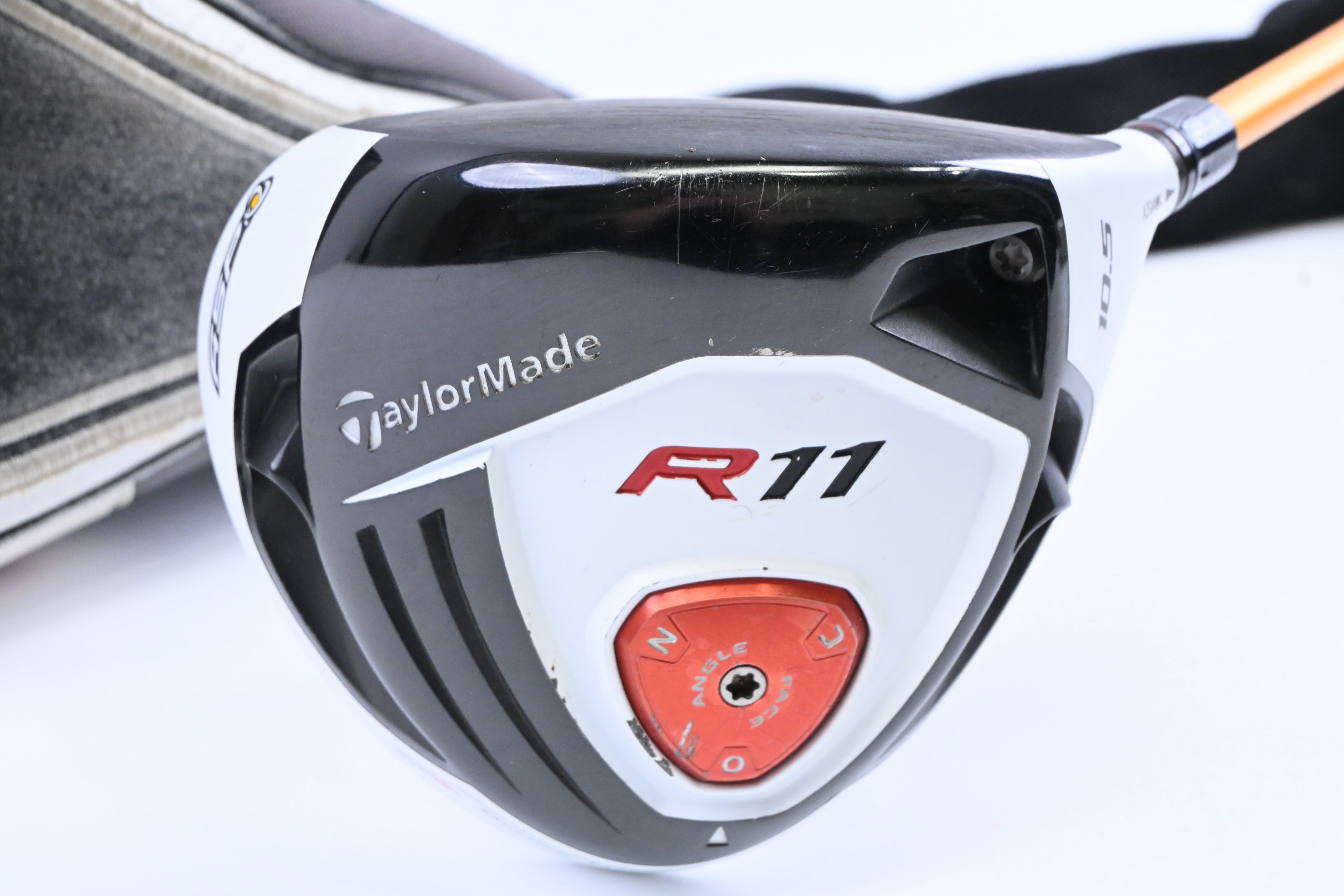 Taylormade R11 Driver / 10.5 Degree / Stiff Flex UST ProForce V2 96 Shaft