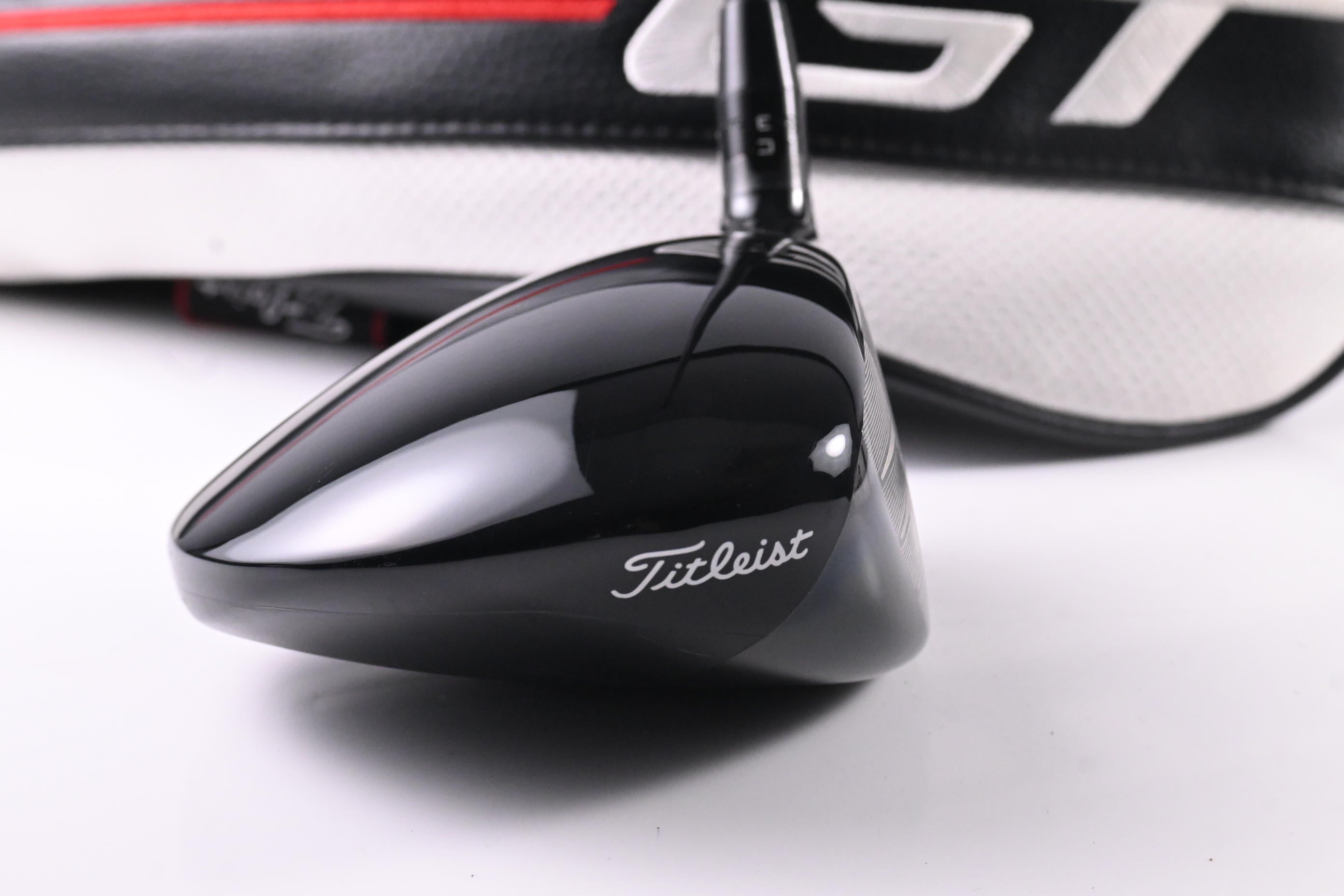 Titleist GT3 Driver / 9 Degree / Stiff Flex Project X Hzrdus Gen 5 Black 60 Shaft
