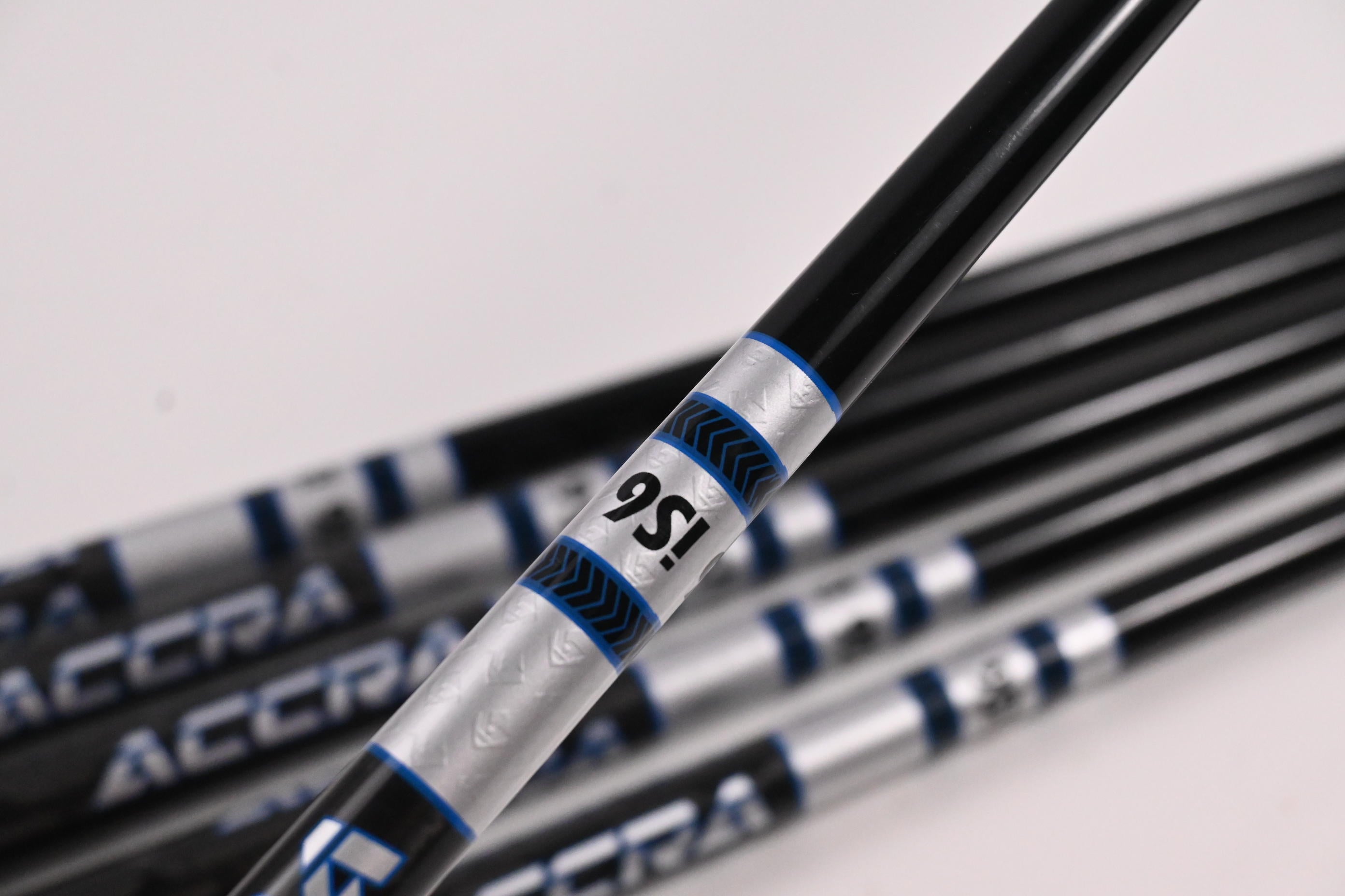 Accra iSeries 6 Iron Shafts / Stiff Flex / Set of 6 / .355" Tip