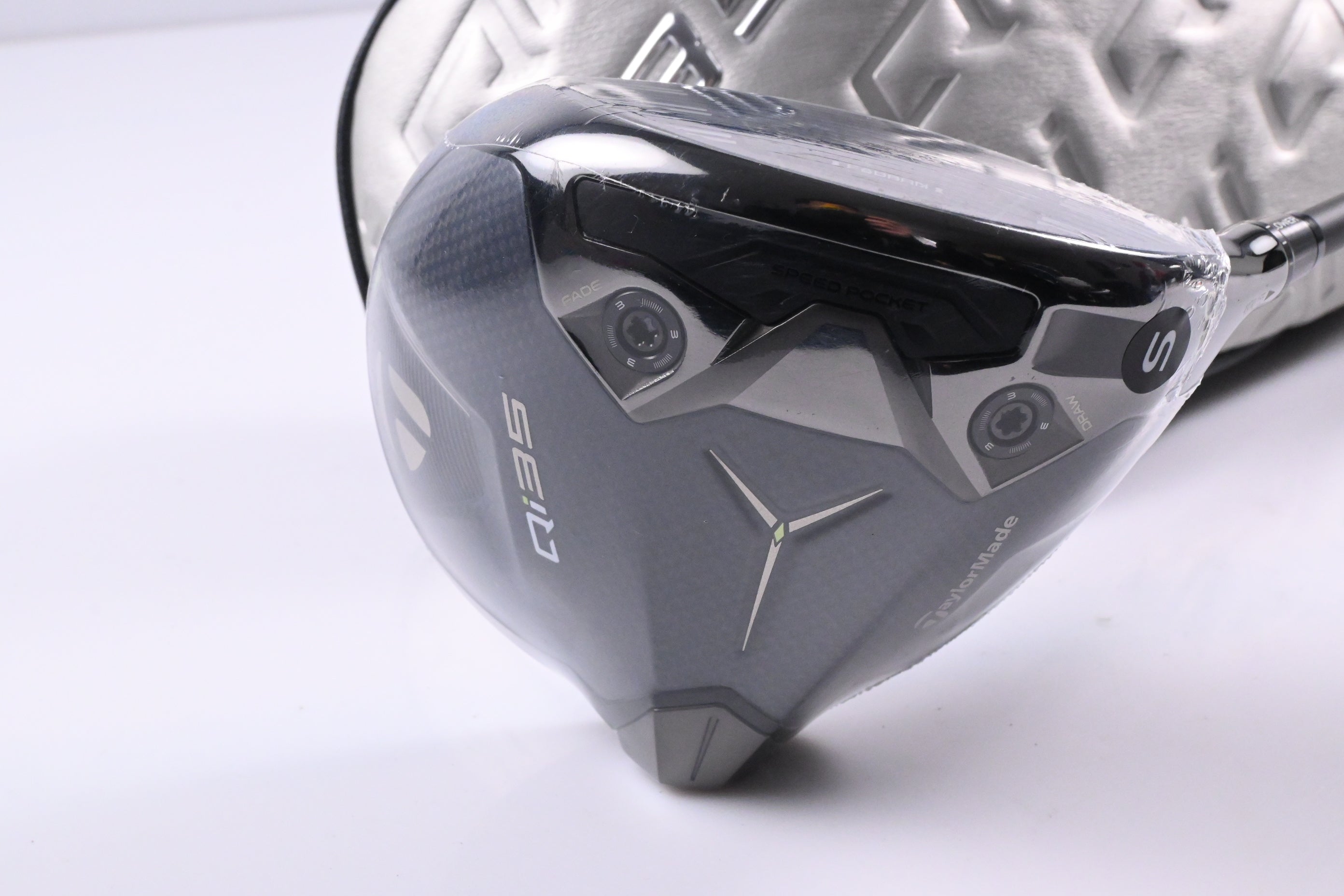 Taylormade Qi35 LS Driver / 9 Degree / Stiff Flex Kai'Li Dark Waves White 60