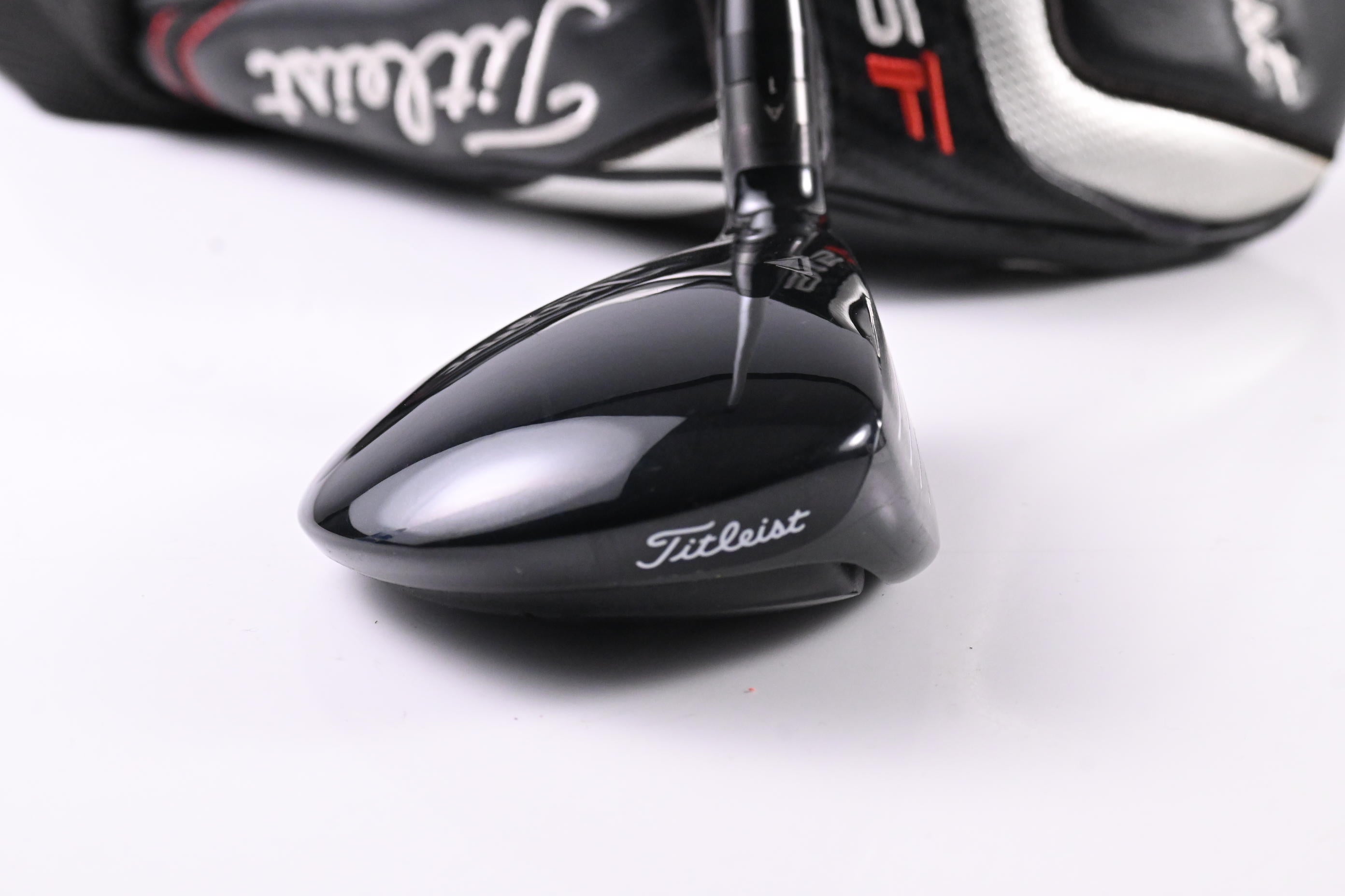 Titleist 915 FD #3 Wood / 15 Degree / Stiff Flex Aldila Rogue Silver 70 Shaft