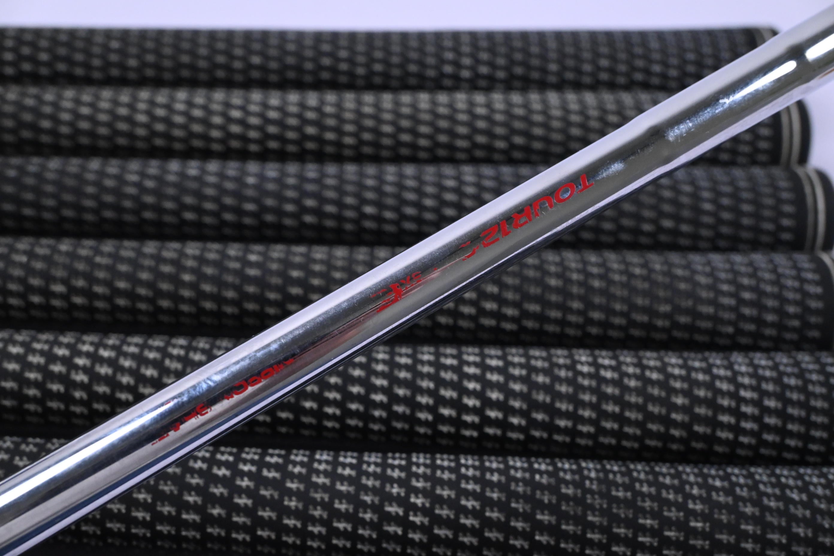 Cobra King Tour 2023 Irons / 4-PW+GW / Stiff Flex N.S.PRO Modus 3 120 Shafts