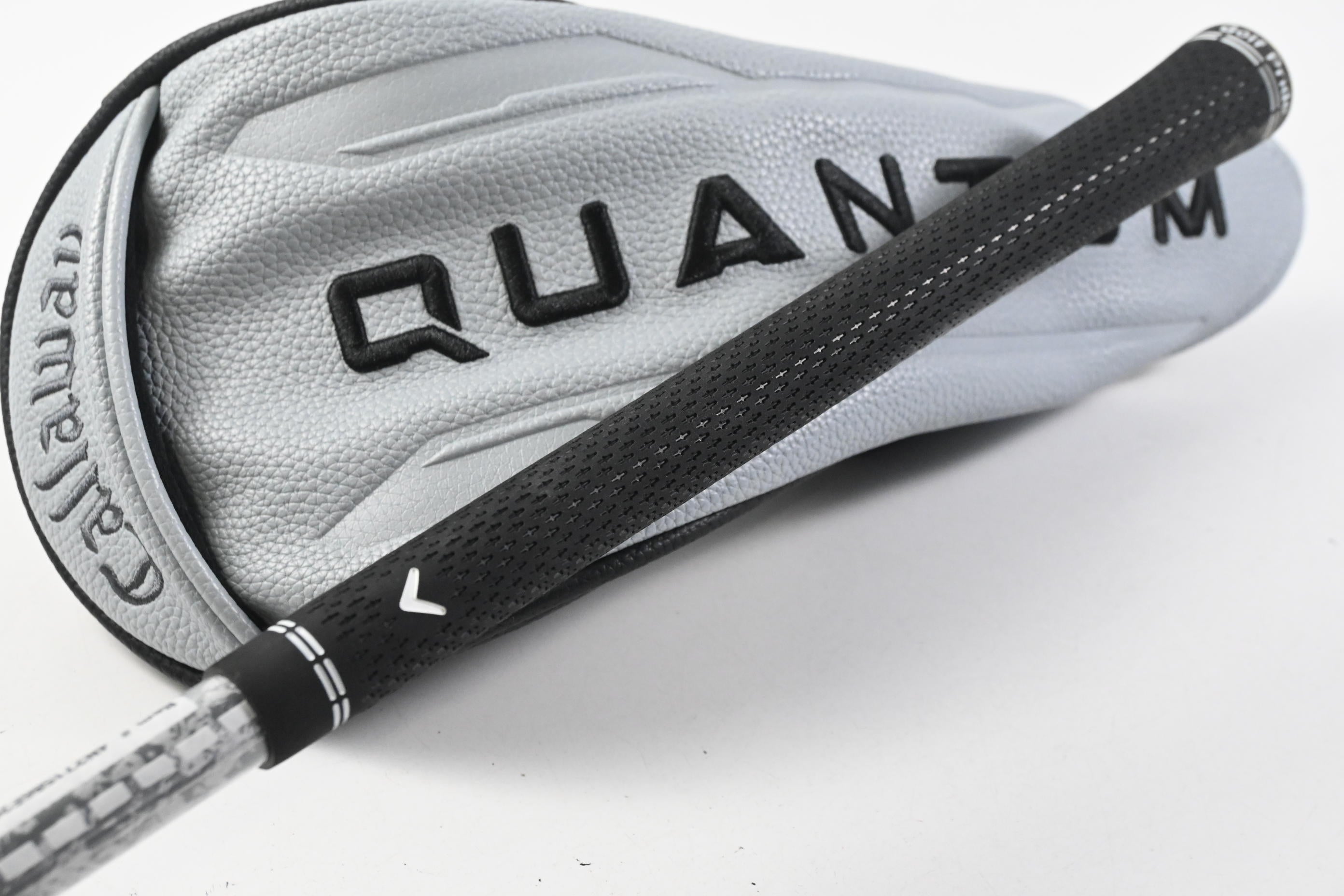 Callaway Quantum Max D Driver / 10.5 Degree / Regular Flex Denali Frost Silver