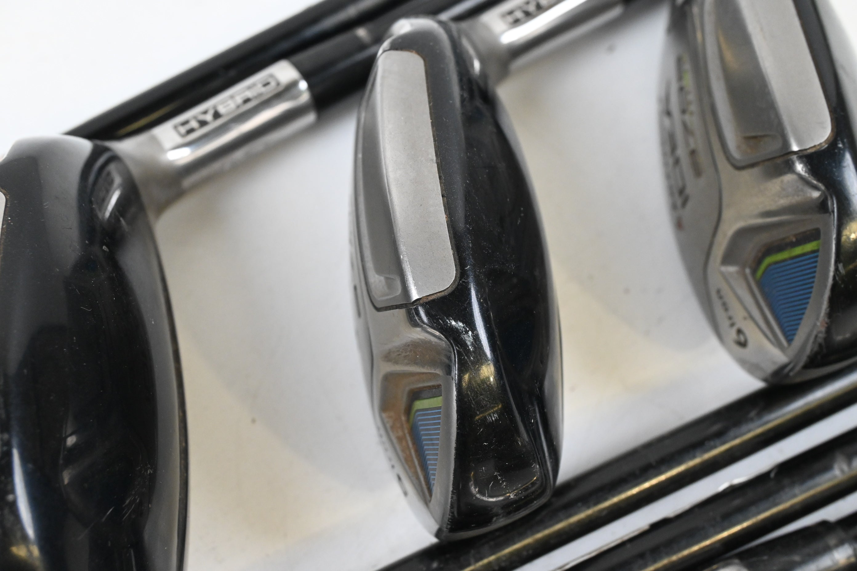Adams Idea A7 OS Hybrid Combo Irons / 3H-6H+7-PW / Regular Flex Prolaunch Axis