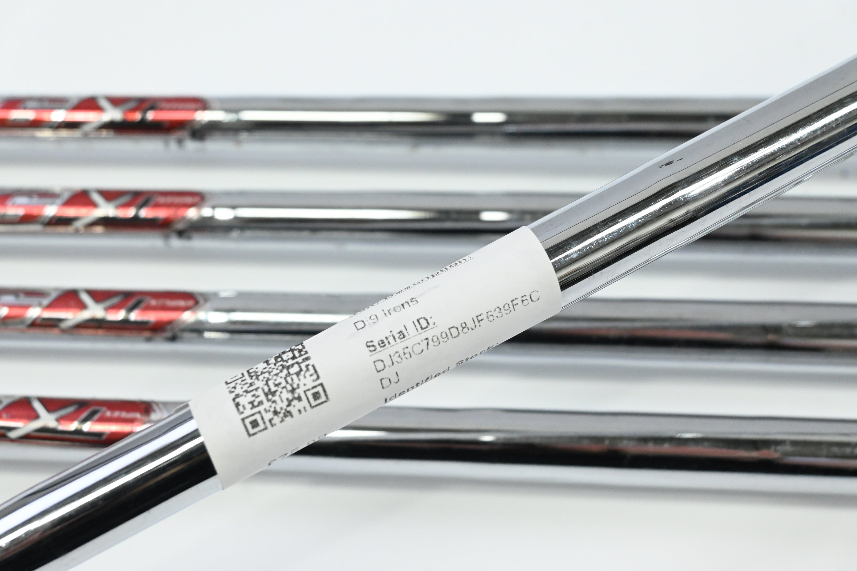 Wilson Di9 Irons / 7-PW+GW / Uniflex TX Superlight 99 Shafts