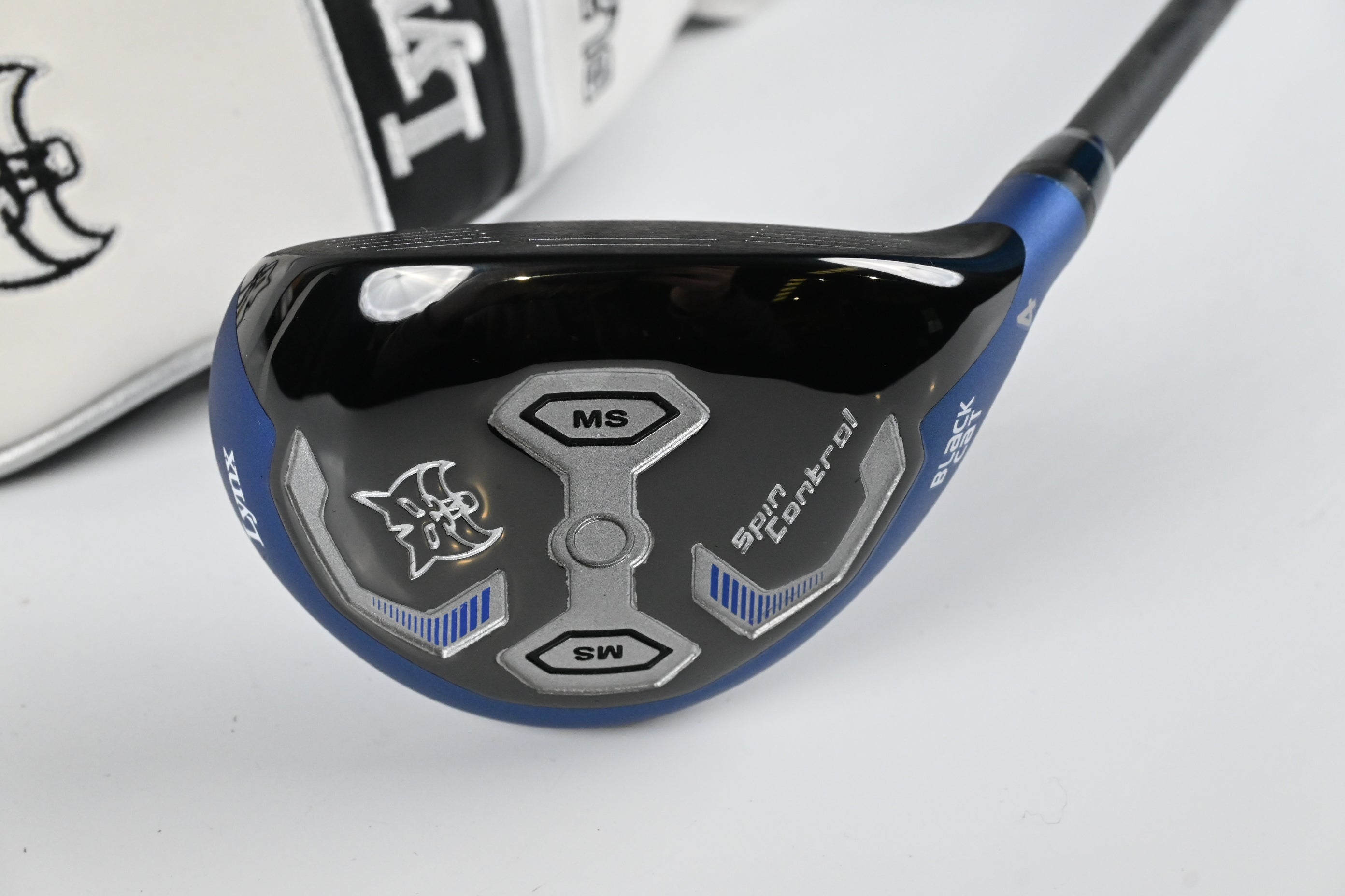 Lynx Black Cat 2017 #4 Hybrid / 22 Degree / Stiff Flex Aldila RIP'D NV 80 Shaft