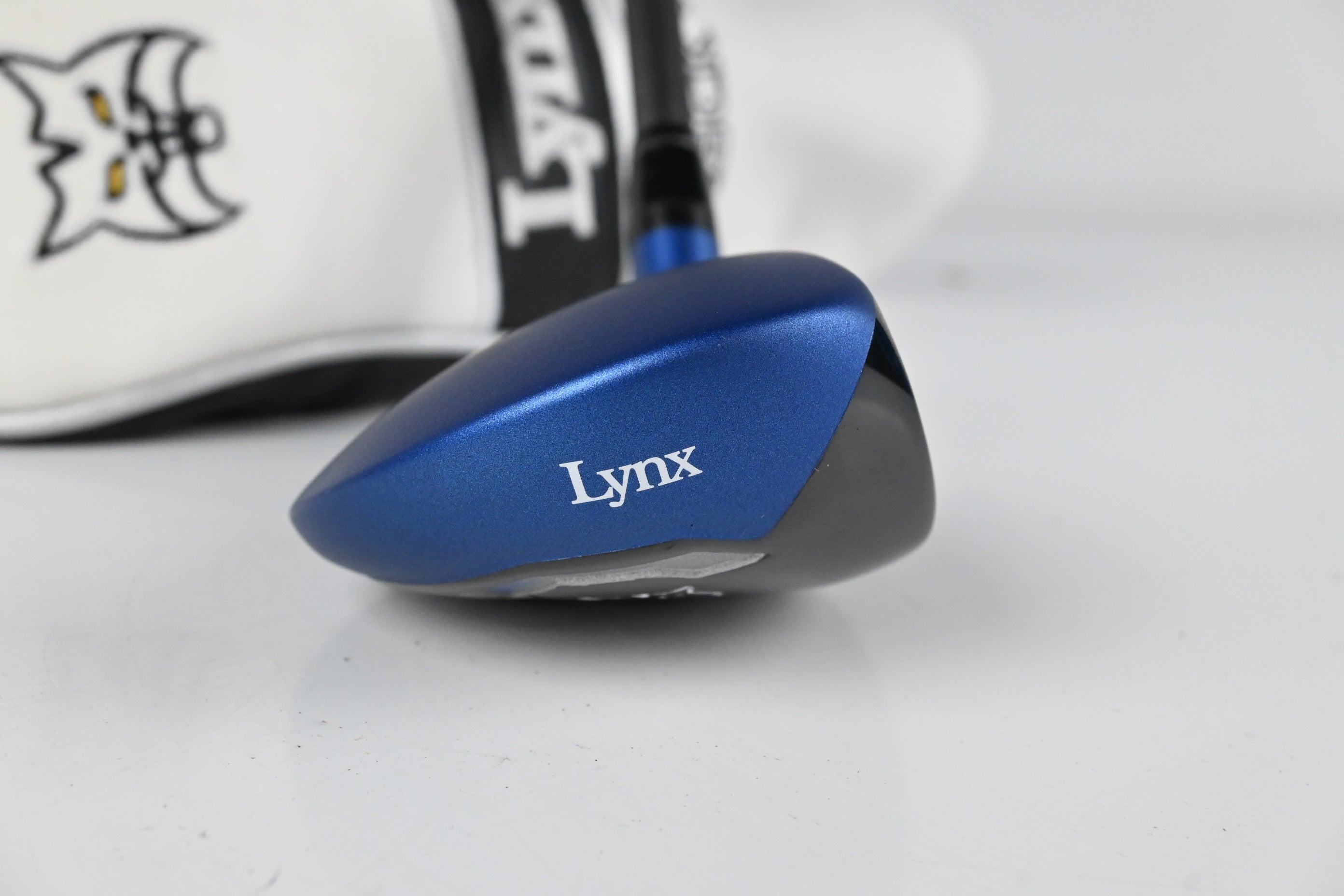 Lynx Black Cat 2017 #4 Hybrid / 22 Degree / Stiff Flex Aldila RIP'D NV 80 Shaft