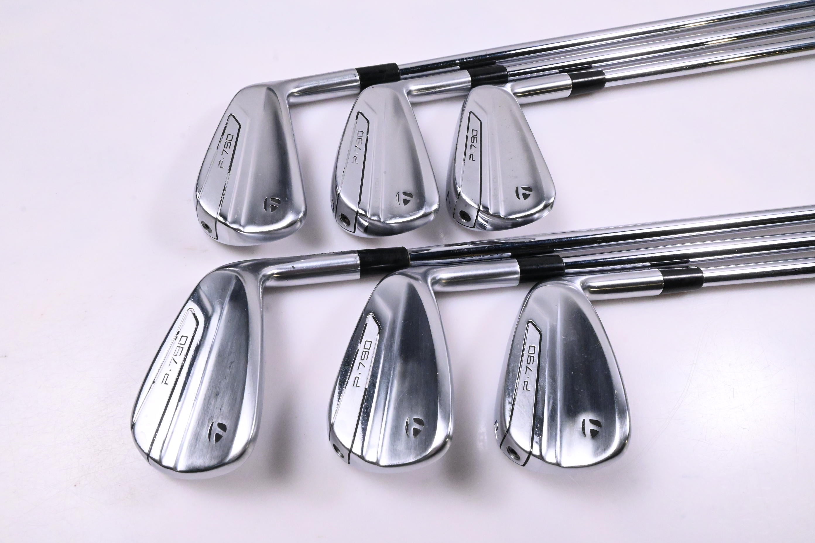 Taylormade P790 2019 Irons / 5-PW / Regular Flex Dynamic Gold 105 R300 Shafts