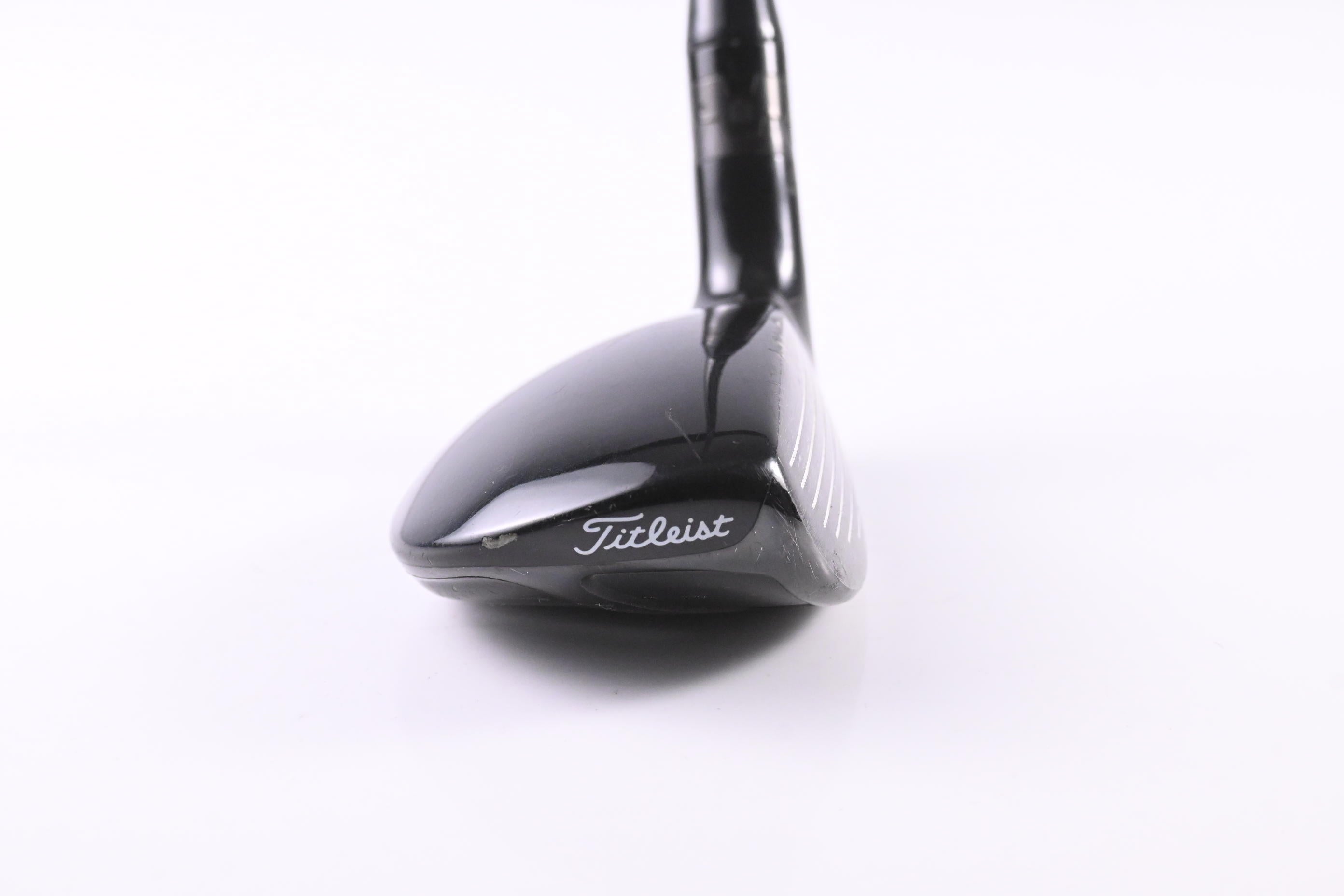 Titleist 910H #3 Hybrid / 19 Degree / X-Flex Speeder 904 Shaft