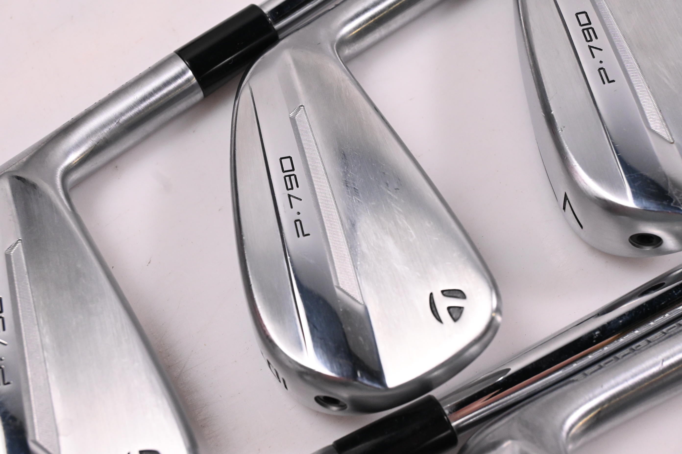 Taylormade P790 2025 Irons / 5-PW / Stiff Flex NS Pro Modus 3 Tour 105 Shafts