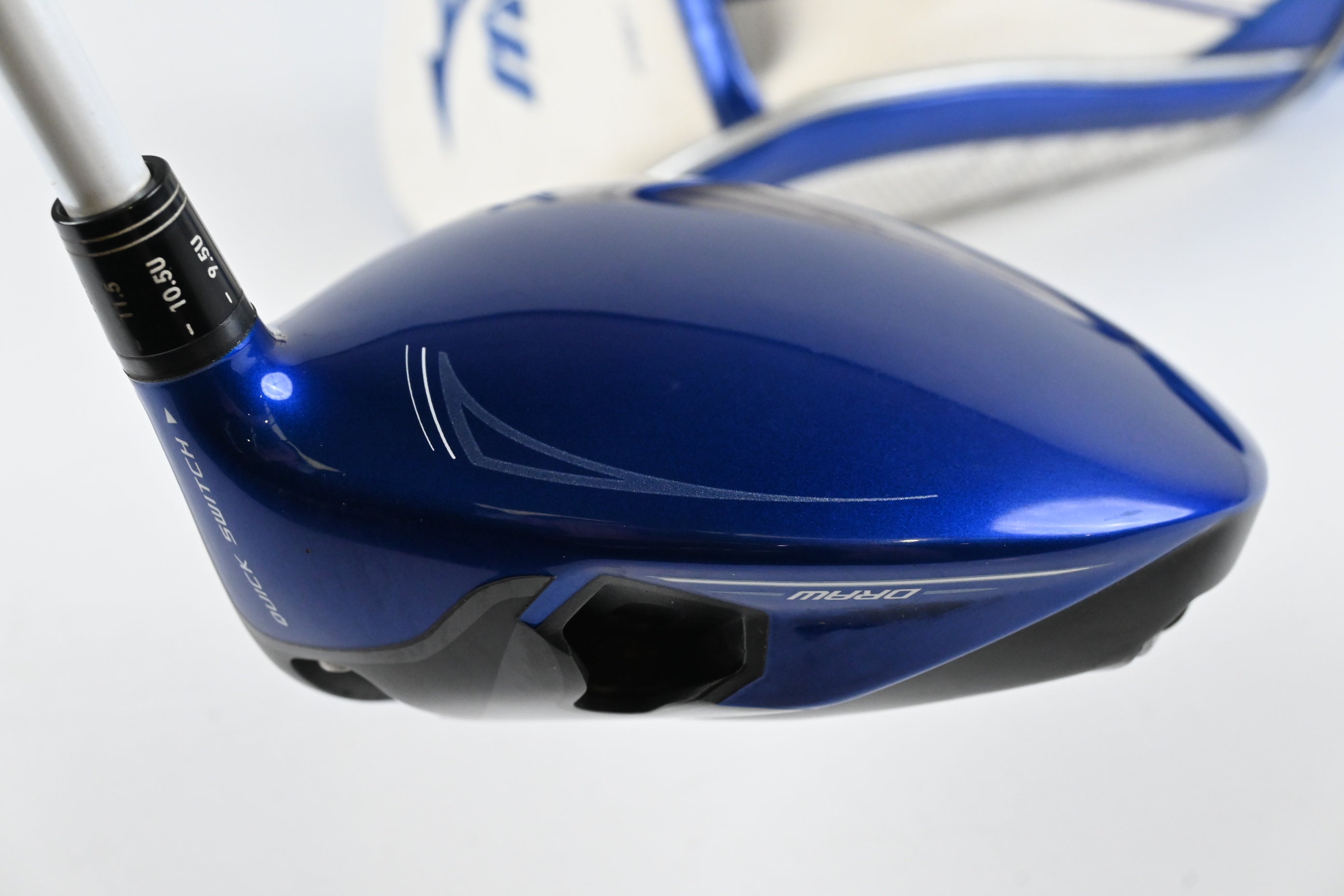 Mizuno JPX 850 Driver / 7.5-11.5 Degree / Regular Flex Fujikura Orochi 55 Shaft