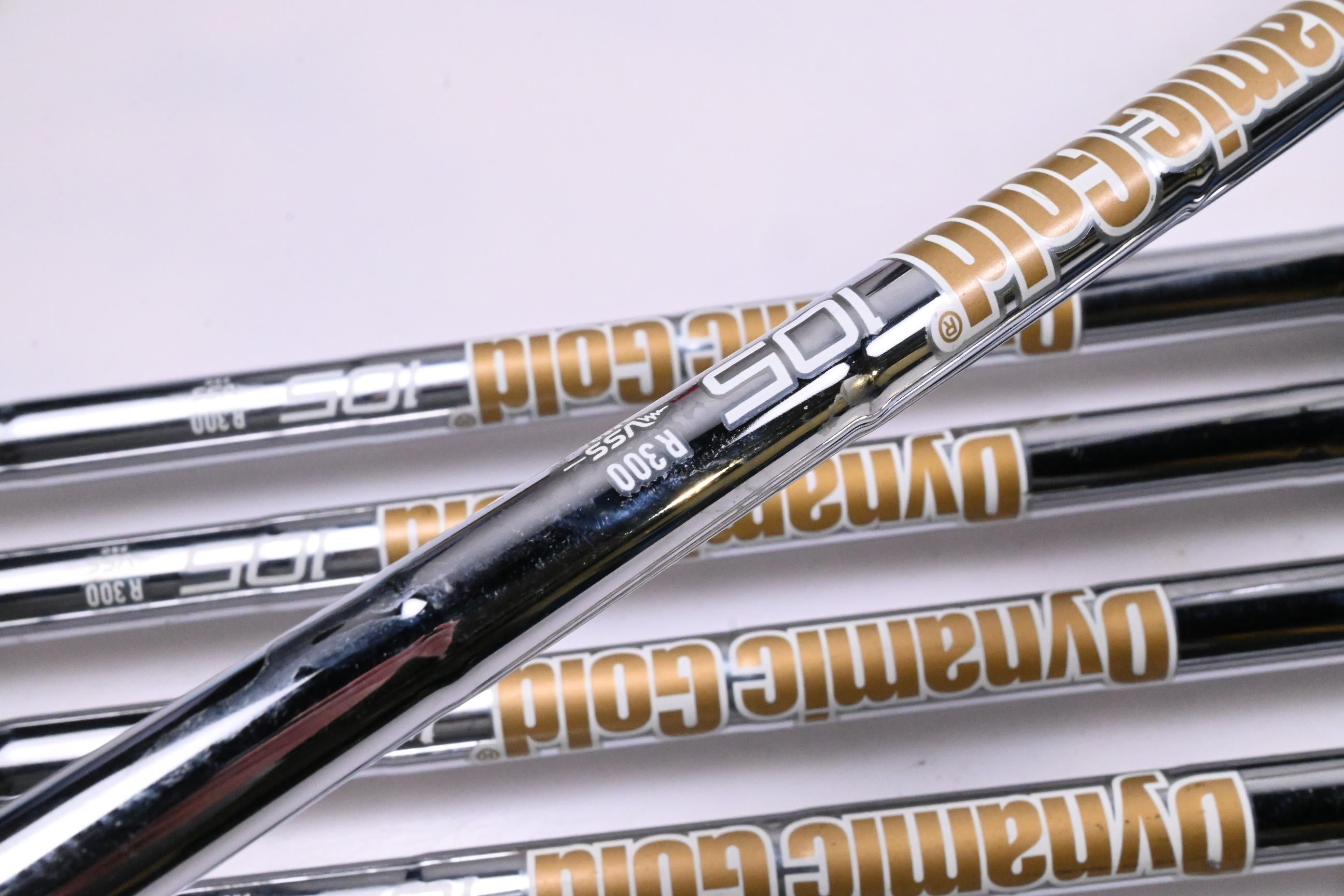 Taylormade P790 2019 Irons / 5-PW / Regular Flex Dynamic Gold 105 R300 Shafts