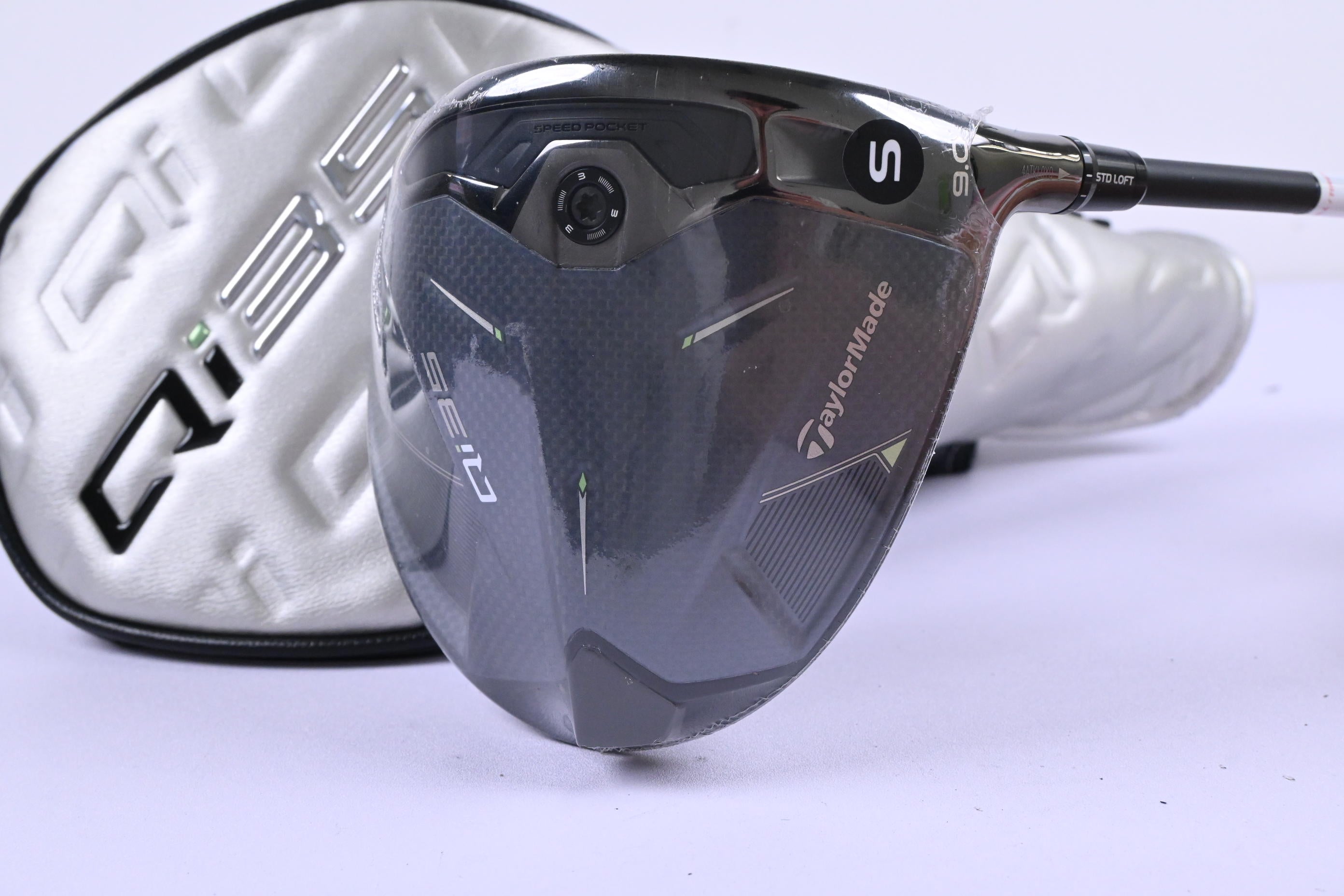 Taylormade Qi35 Driver / 9 Degree / Stiff Flex Fujikura Ventus Blue 5 Shaft