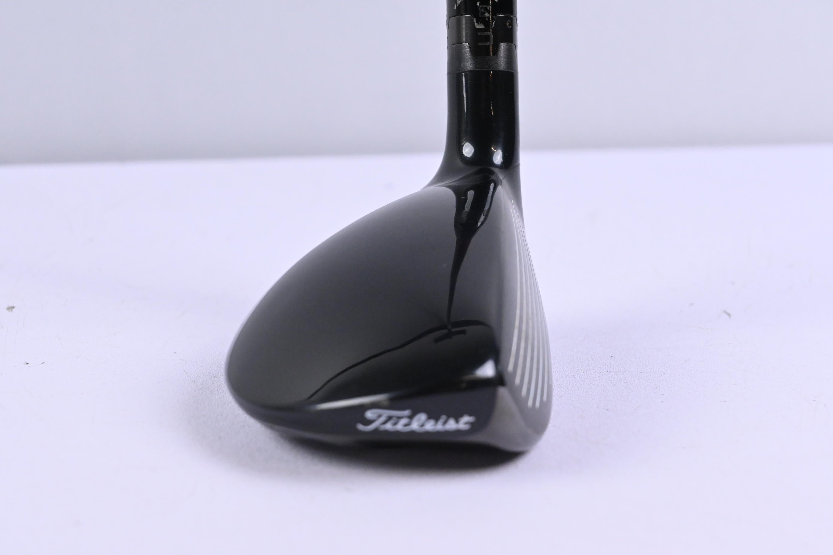 Titleist 910H #3 Hybrid / 19 Degree / Regular Flex Diamana 'ilima 70 Shaft