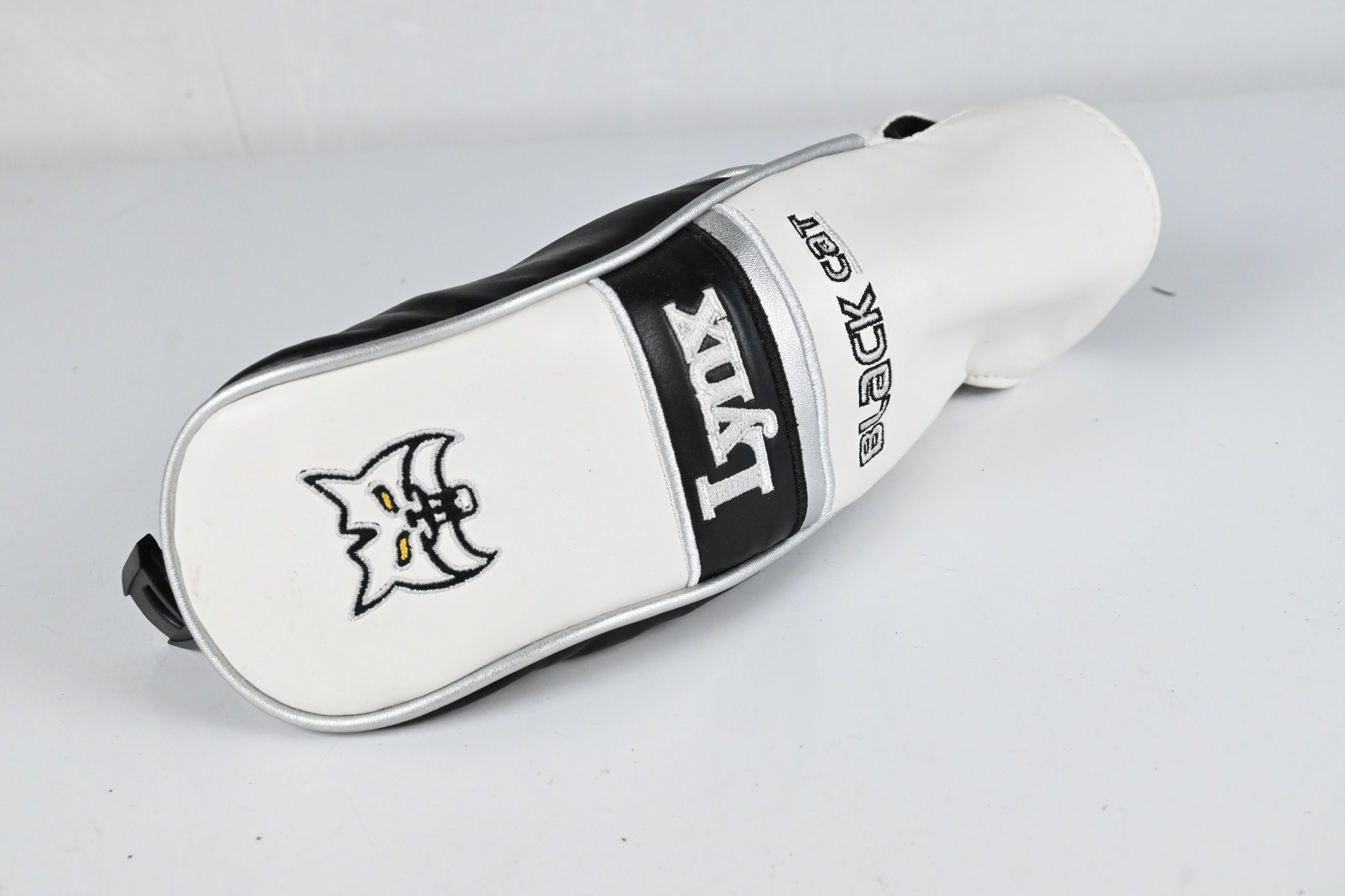 Lynx Black Cat 2017 #4 Hybrid / 22 Degree / Stiff Flex Aldila RIP'D NV 80 Shaft