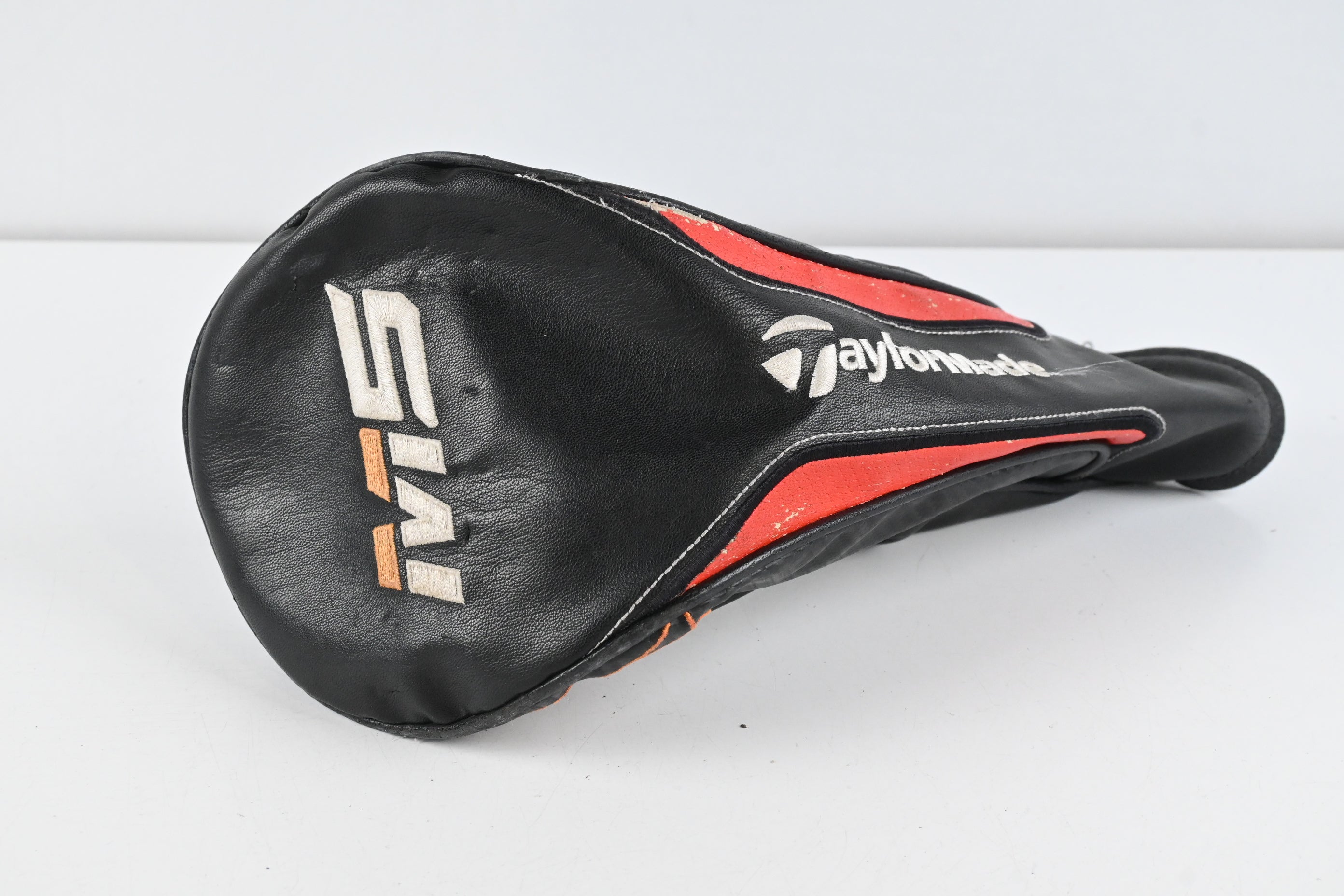 Taylormade M5 Driver / 9 Degree / Regular Flex Matrix White Tie MFS X5 55