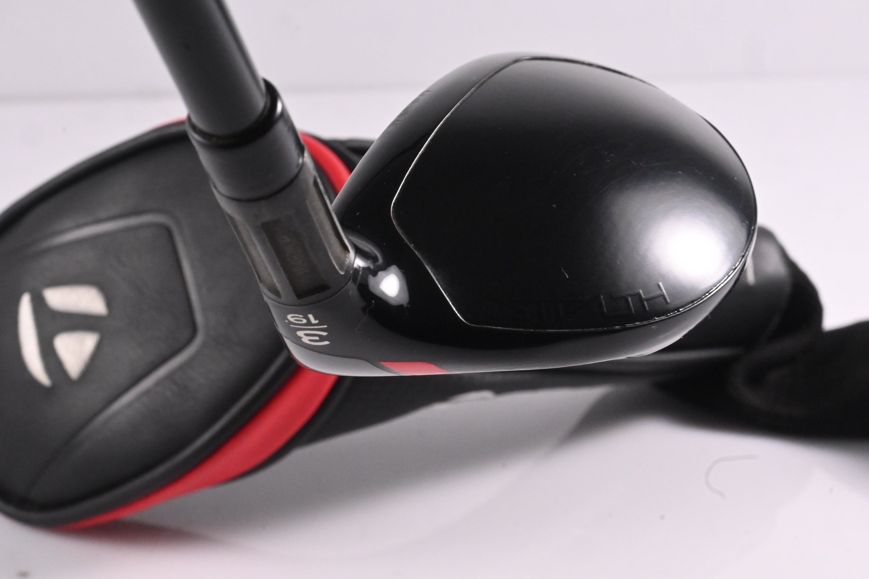 Taylormade Stealth #3 Hybrid / 19 Degree / Stiff Flex HZRDUS Smoke RDX Black 80