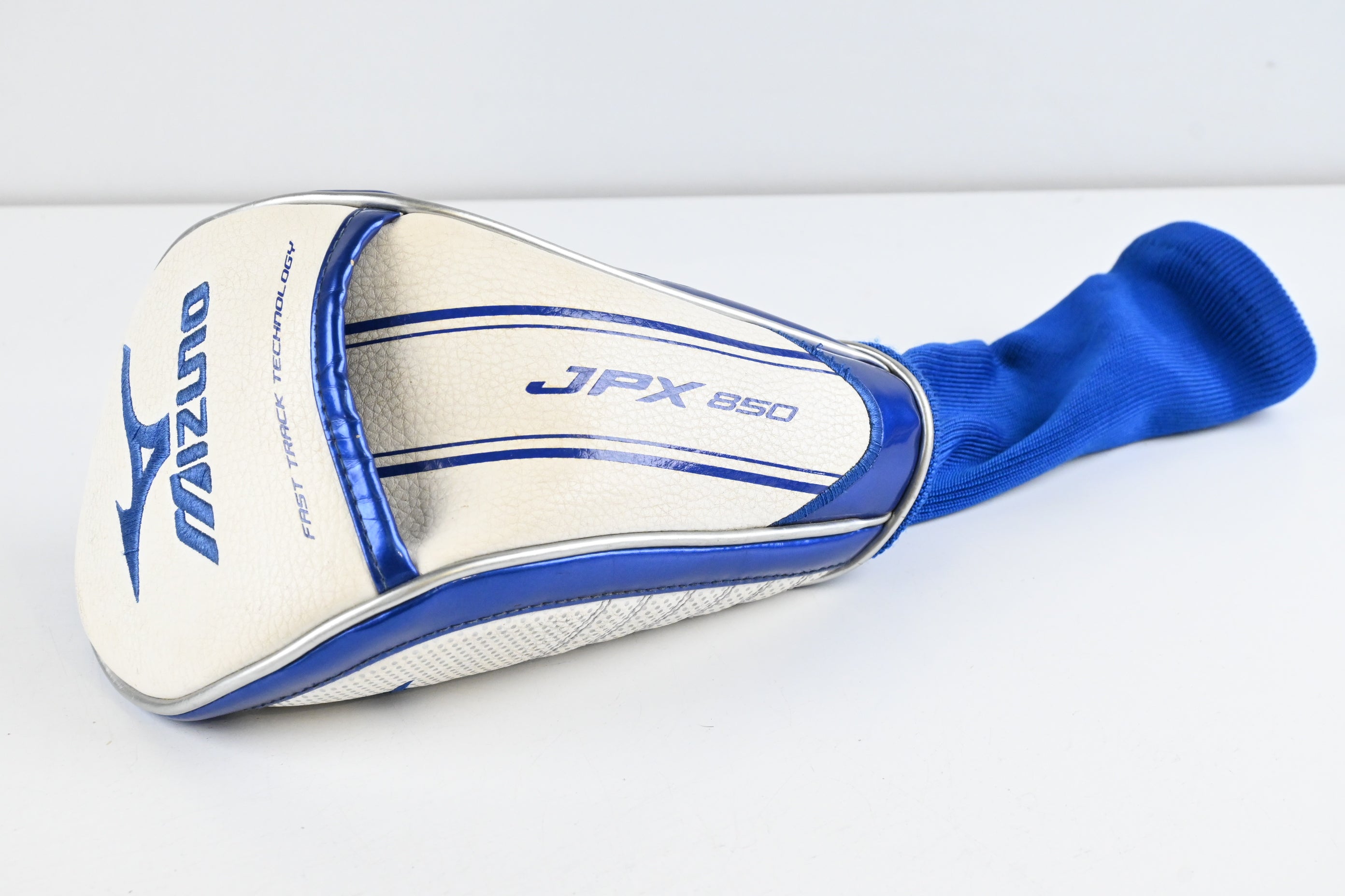 Mizuno JPX 850 Driver / 7.5-11.5 Degree / Regular Flex Fujikura Orochi 55 Shaft