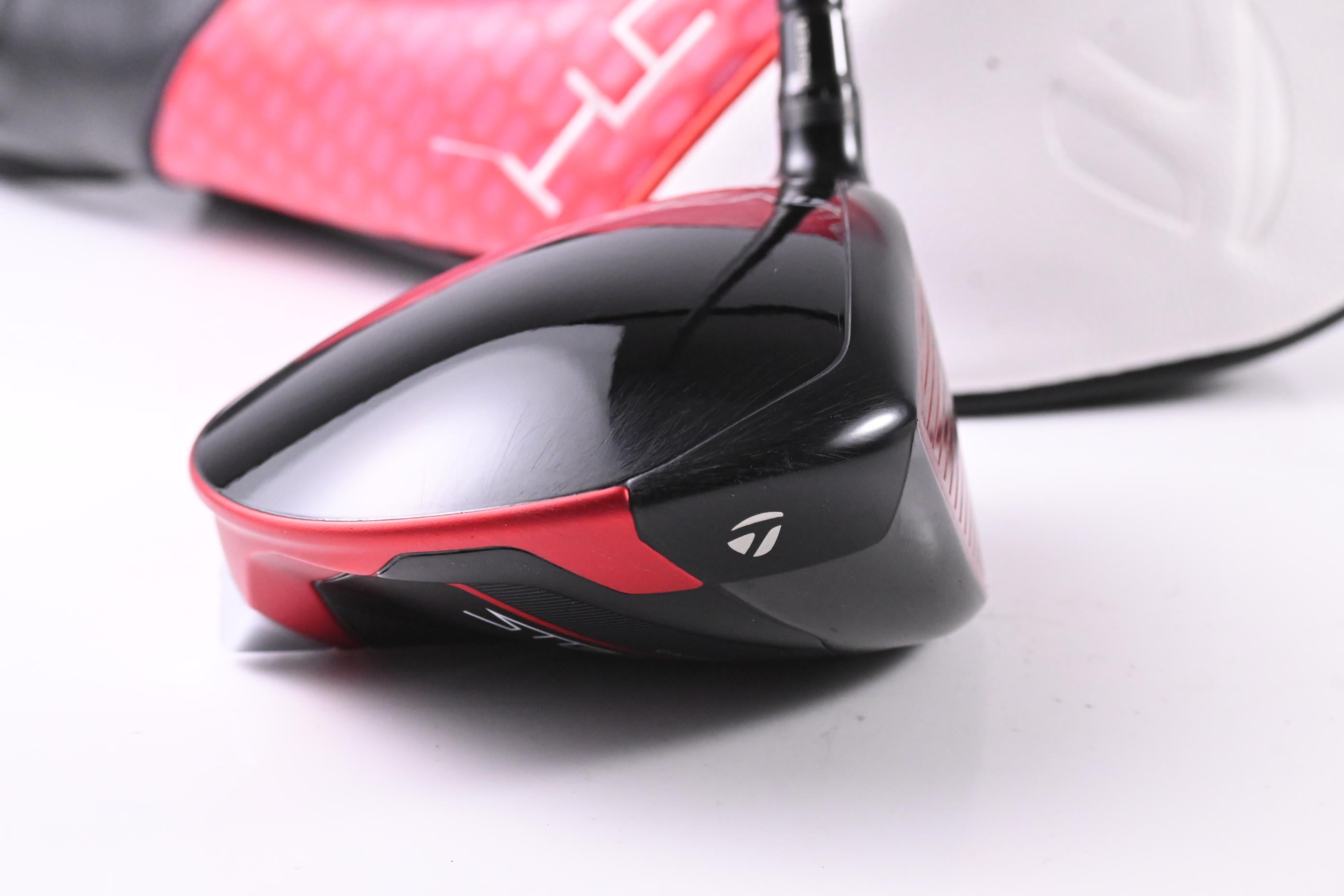 Taylormade Stealth 2 Driver / 10.5 Degree / Stiff Flex HZRDUS GEN4 Black 60