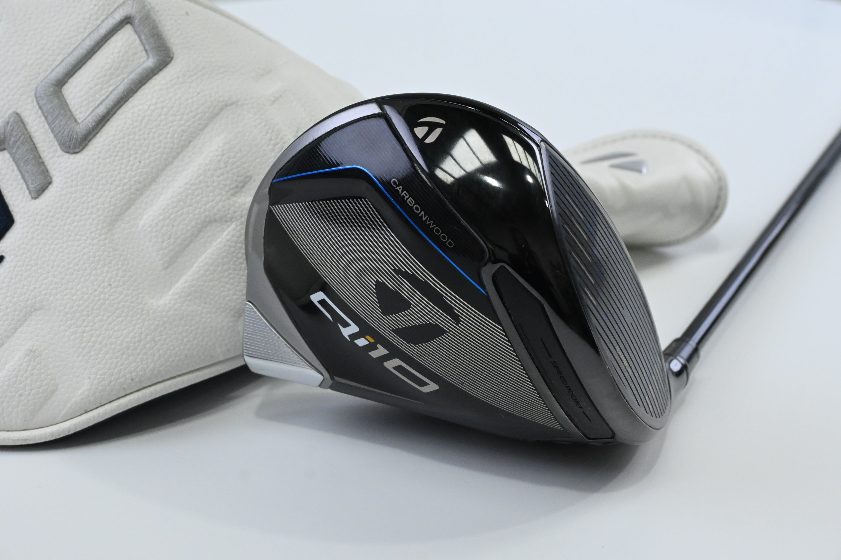 Taylormade Qi10 Driver / 10.5 Degree / Stiff Flex Fujikura Ventus TR Blue 5