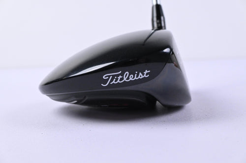 Titleist 915 D2 Driver / 10.5 Degree / Senior Flex Fujikura Air Speeder 40 Shaft