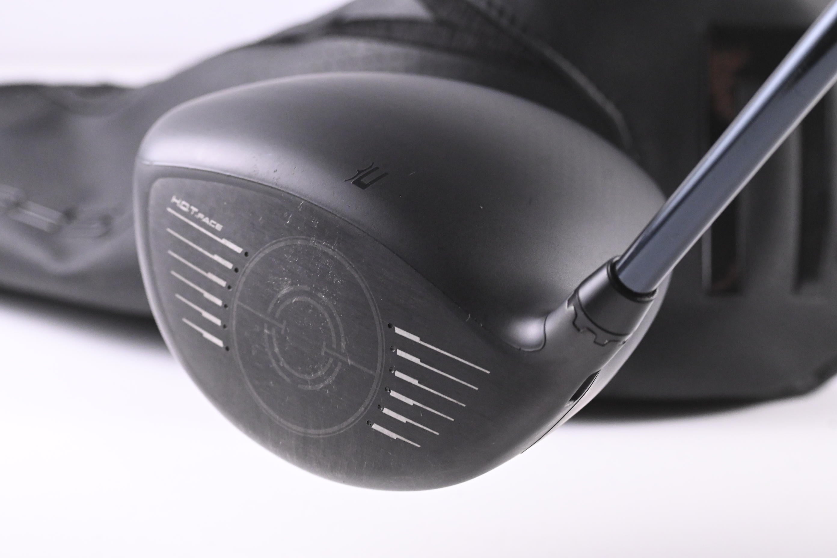 Cobra Darkspeed LS Driver / 10.5 Degree / Stiff Flex UST LinQ White 6 M40X Shaft