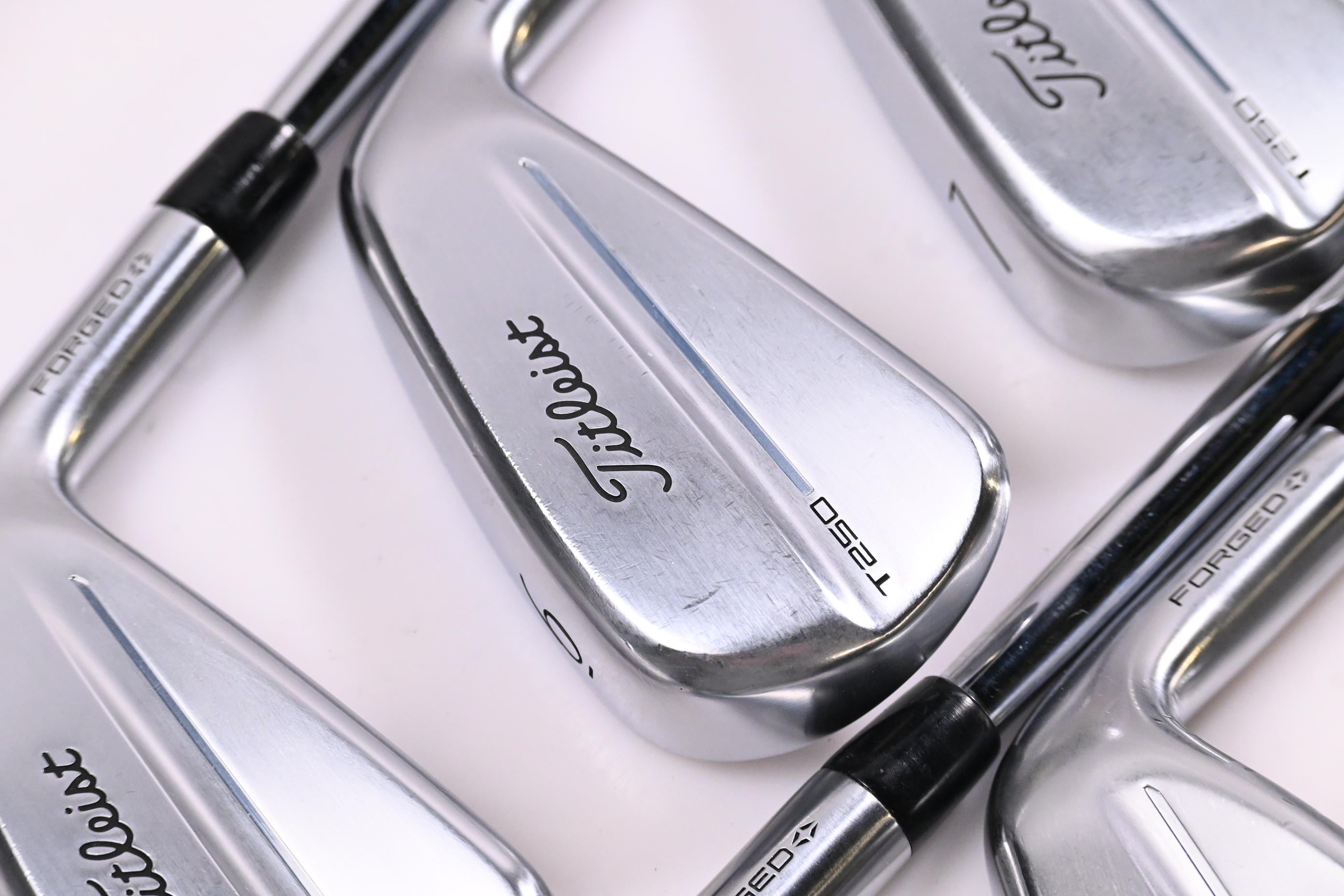 Titleist T250 2025 Irons / 5-PW / Regular Flex N.S.Pro Modus³ Tour 105
