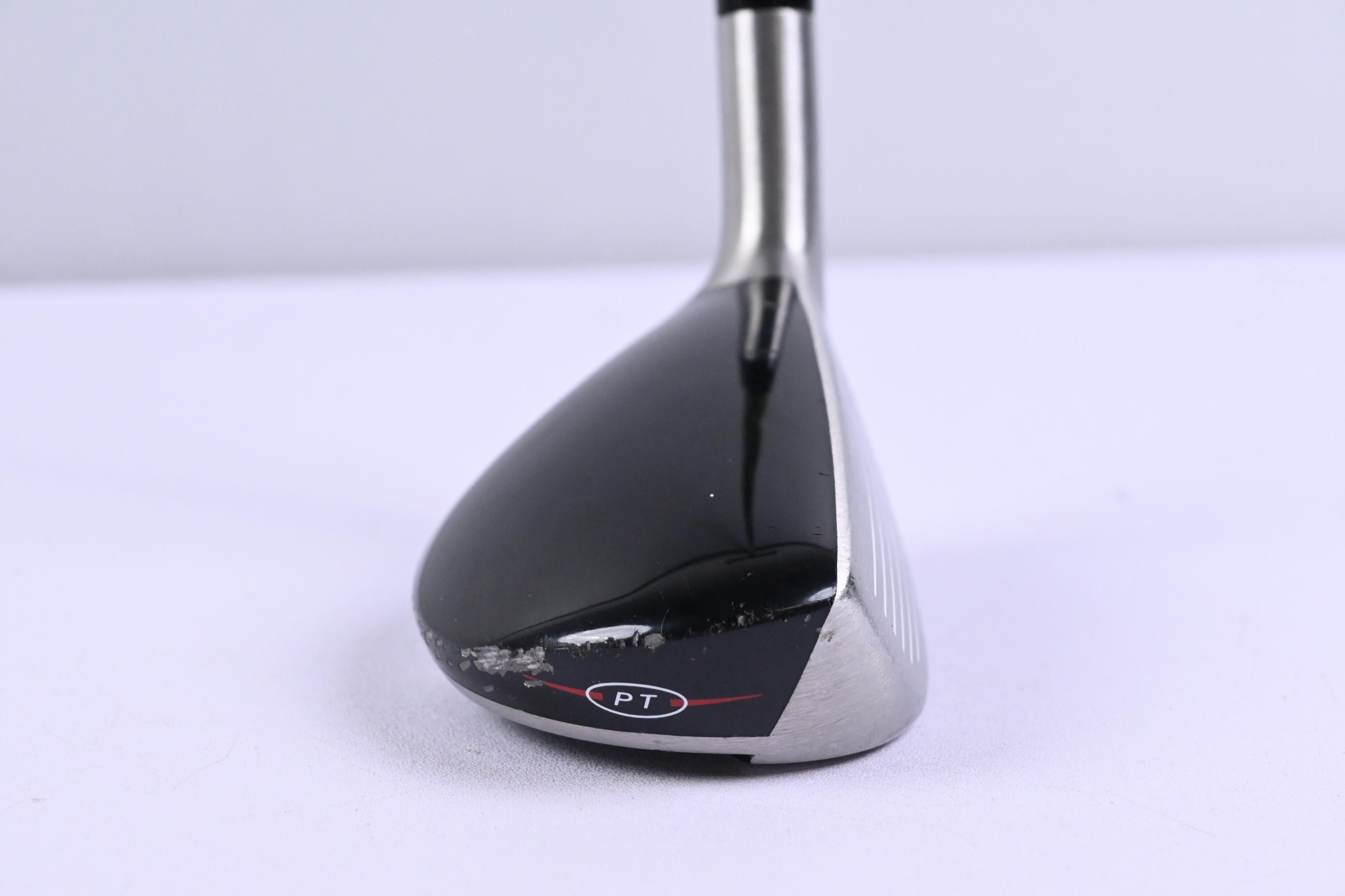 Titleist 585.H #3 Hybrid / 19 Degree / Stiff Flex Aldila NV Green 85 Shaft