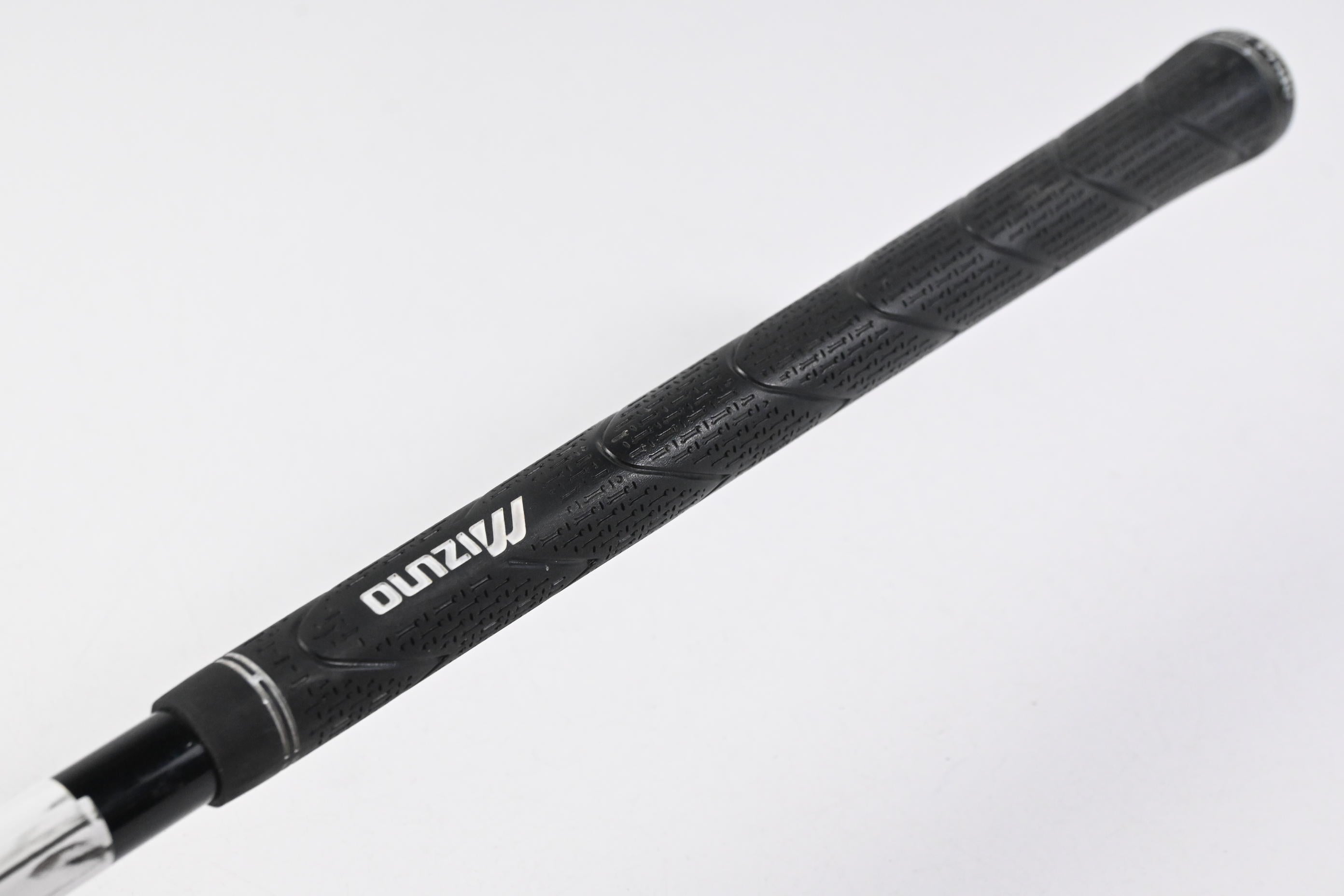 Mizuno JPX 825 #4 Iron / 22 Degree / Regular Flex Mizuno Orochi 65 Shaft