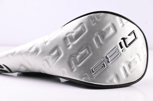 TaylorMade Qi35 Driver / 10.5 Degree / Stiff Fex Fujikura Air Speeder 50 Shaft