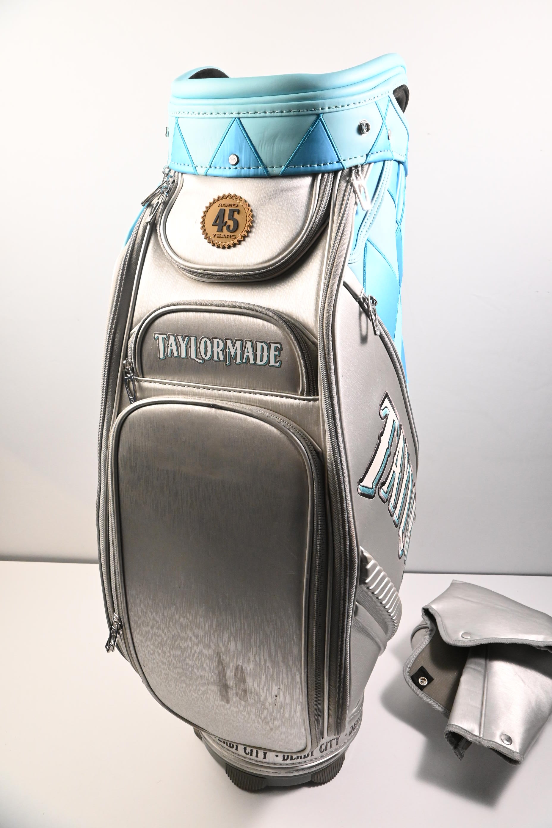 Taylormade 2024 PGA Championship Tour Bag / 6-Way Divider / Silver, Blue