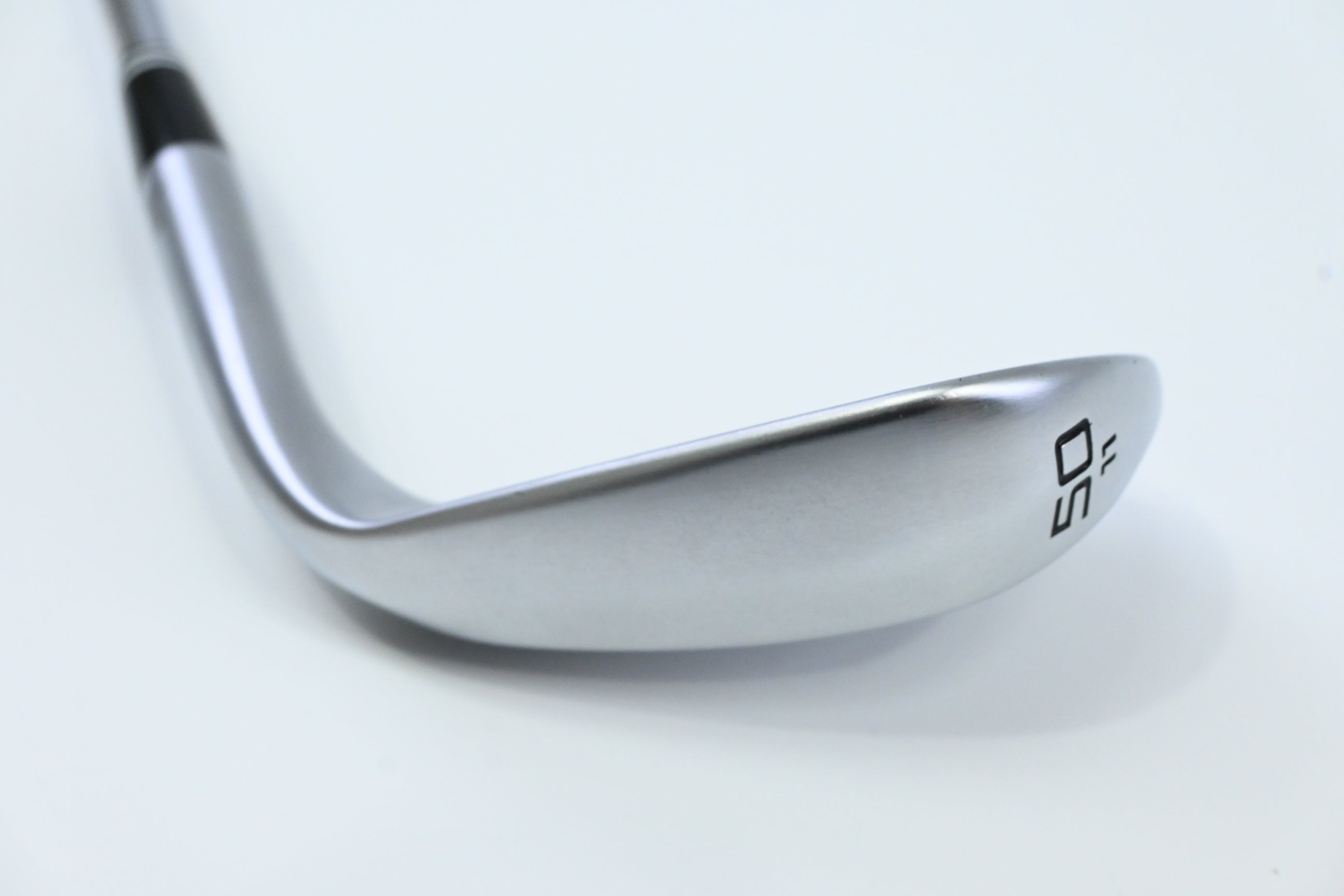 Left Hand Cleveland CBX Zipcore Gap Wedge / 50 Degree / Wedge Flex DG Spinner