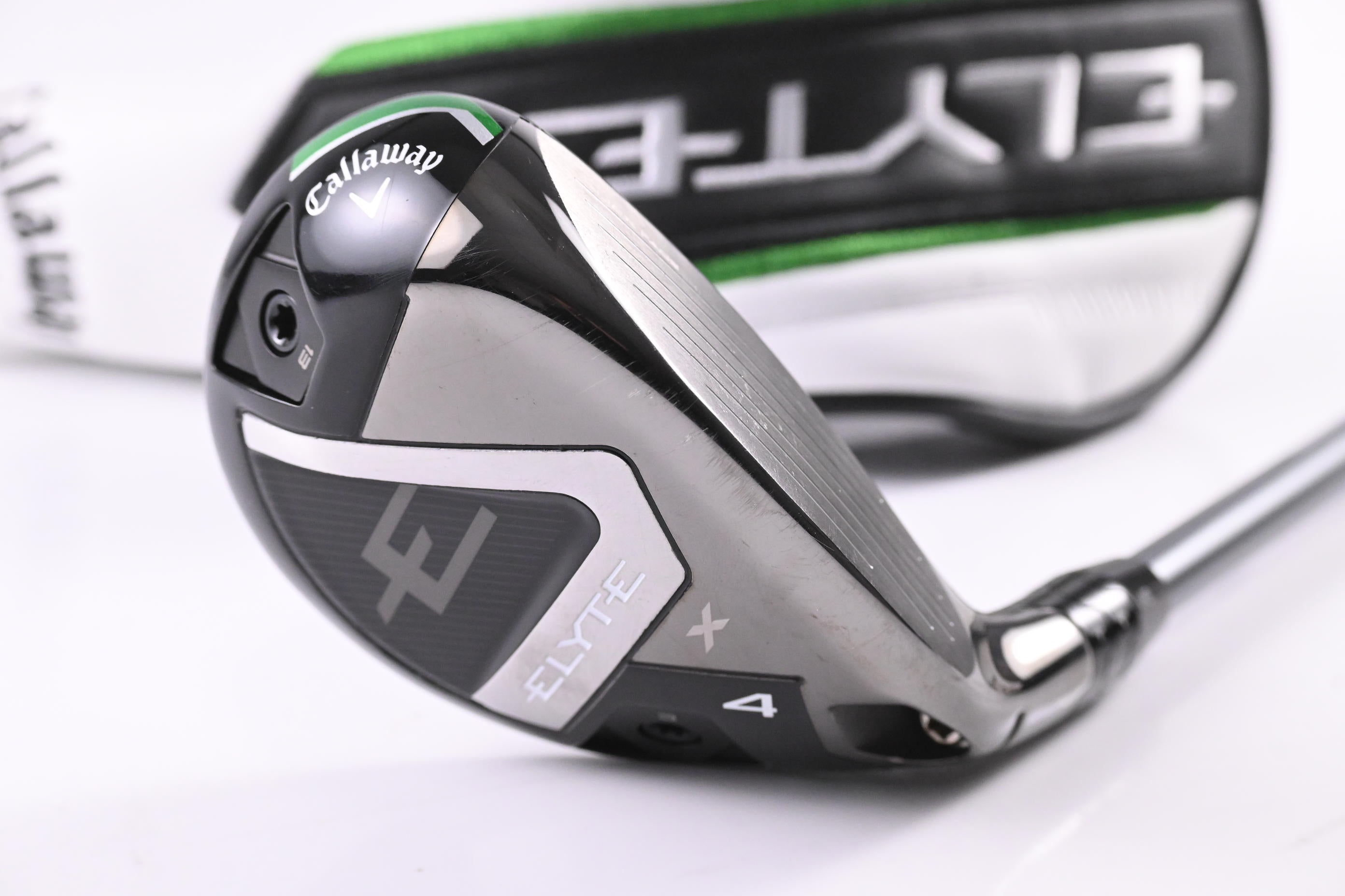 Callaway Elyte X #4 Hybrid / 21 Degree / Regular Flex Denali Charcoal 60 Shaft