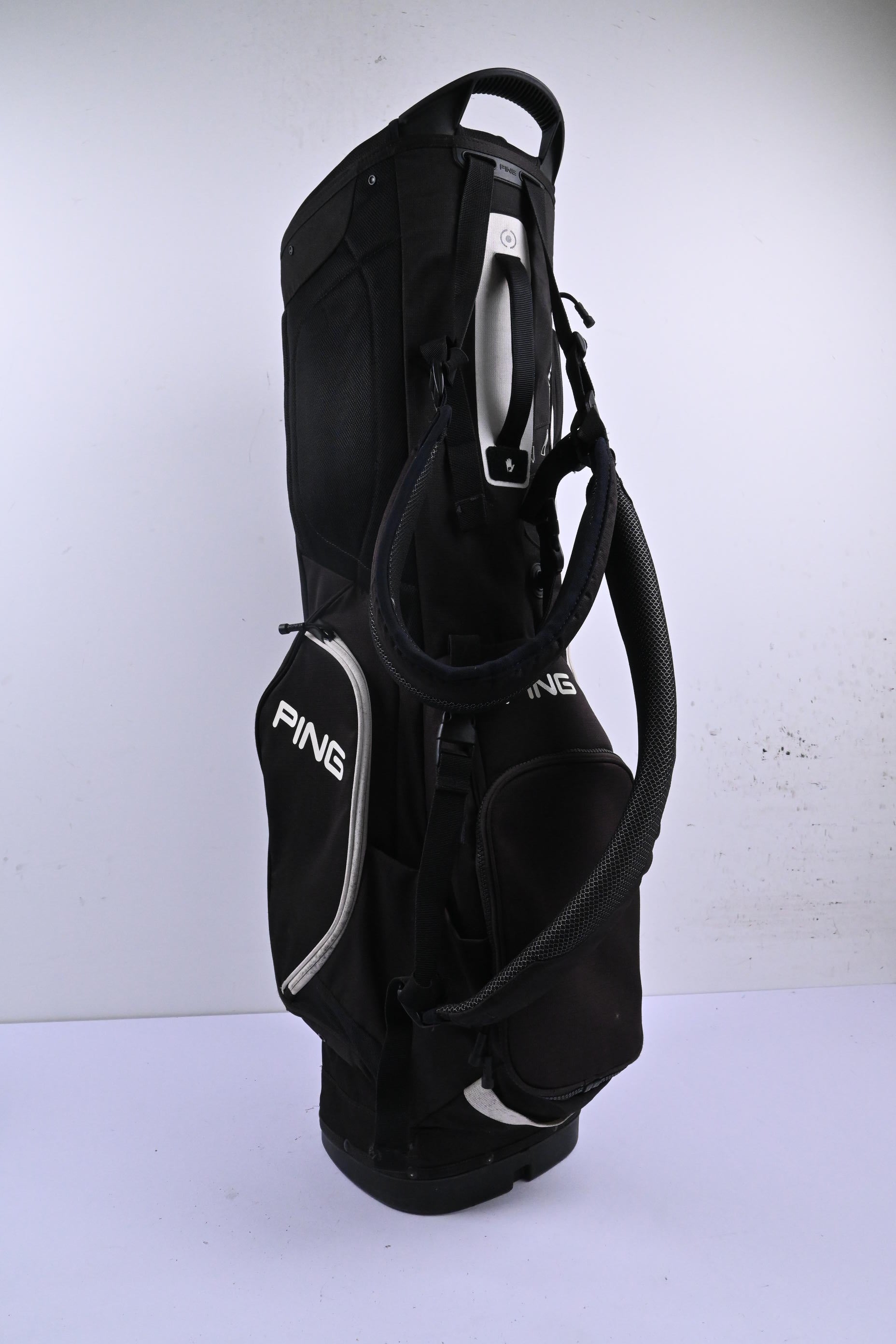 Ping Hoofer Stand Bag / 5-Way Divider / Black & White