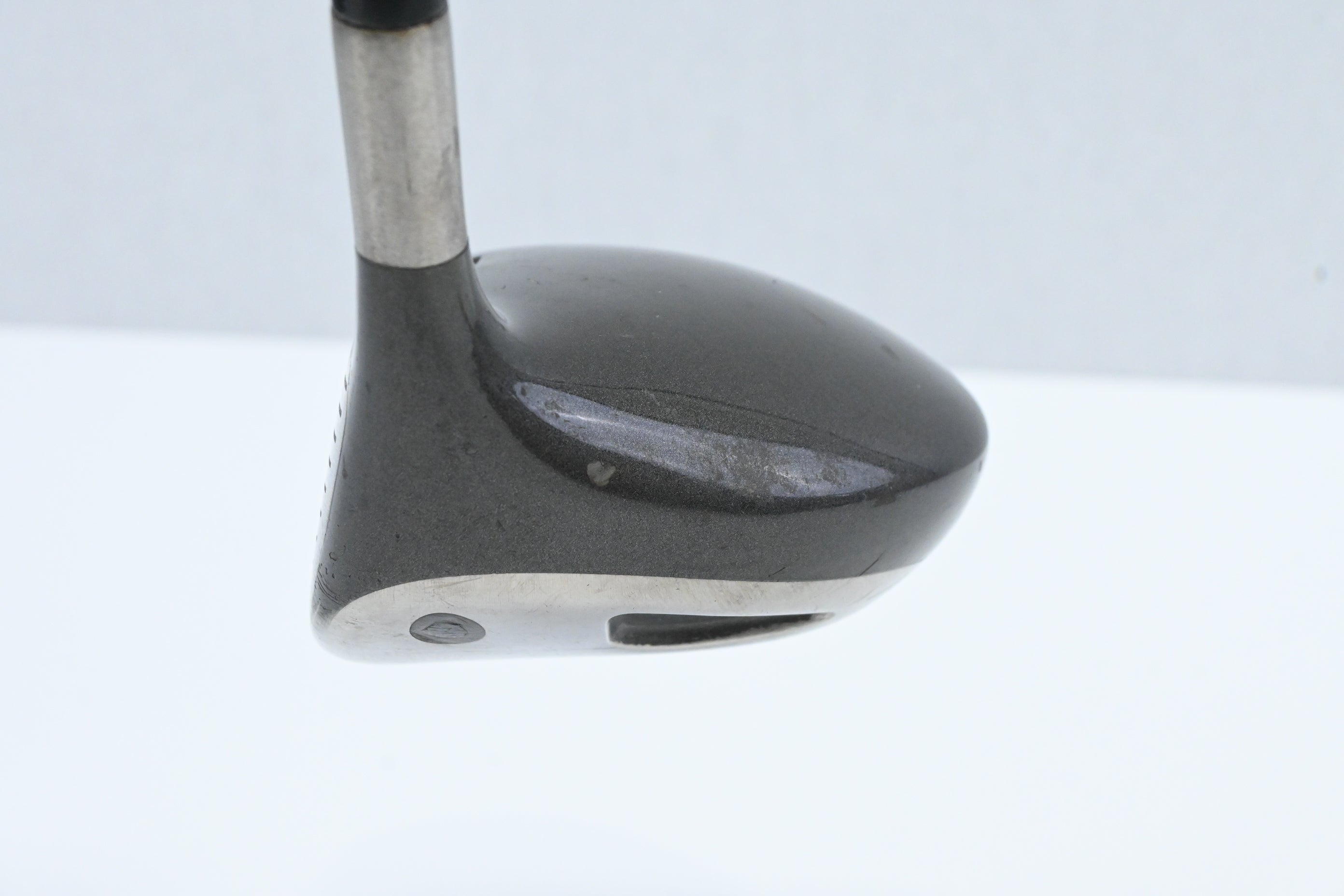 Titleist 975 D Driver / 10.5 Degree / Regular Flex Grafalloy ProLite 35 Shaft