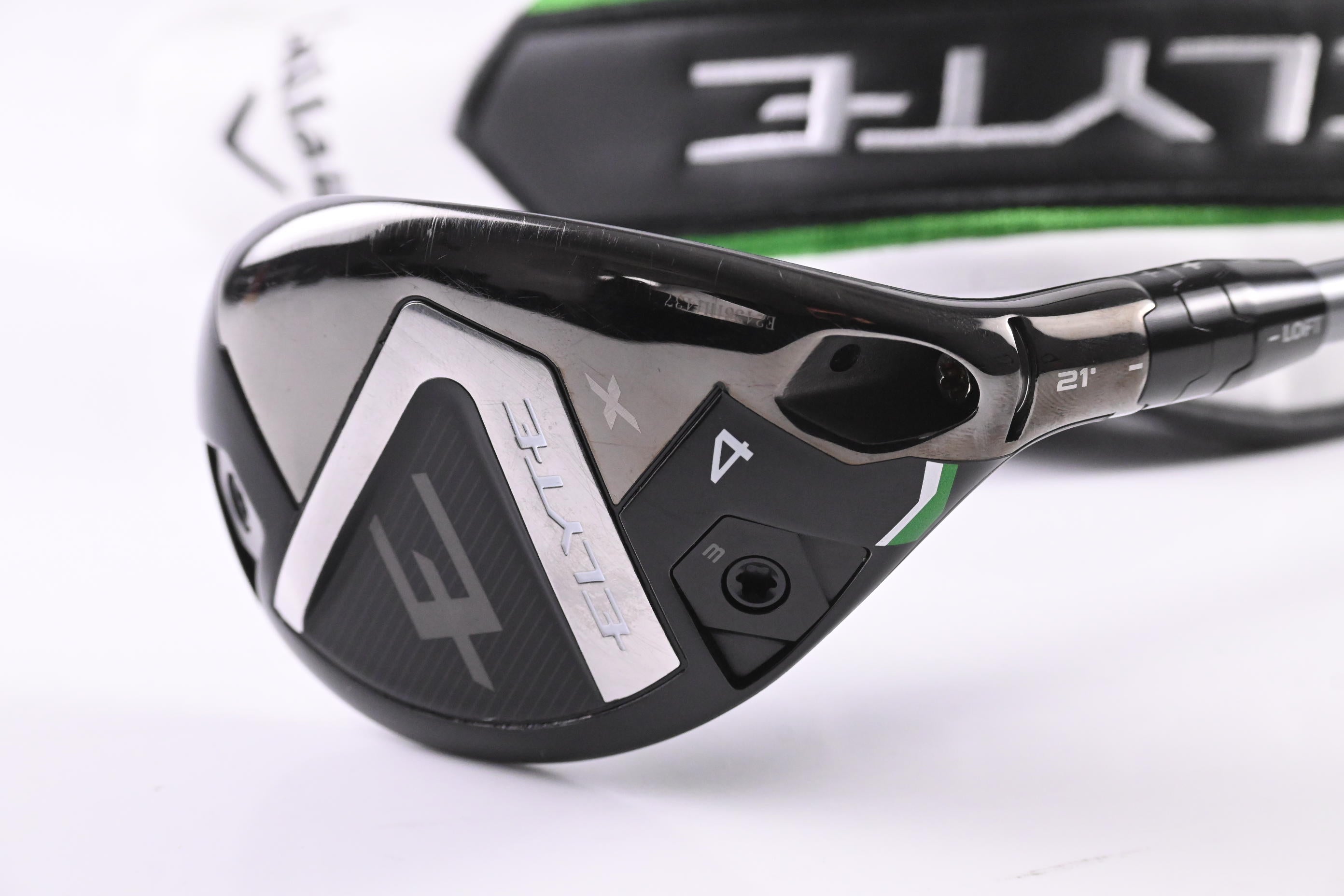 Callaway Elyte X #4 Hybrid / 21 Degree / Regular Flex Denali Charcoal 60 Shaft