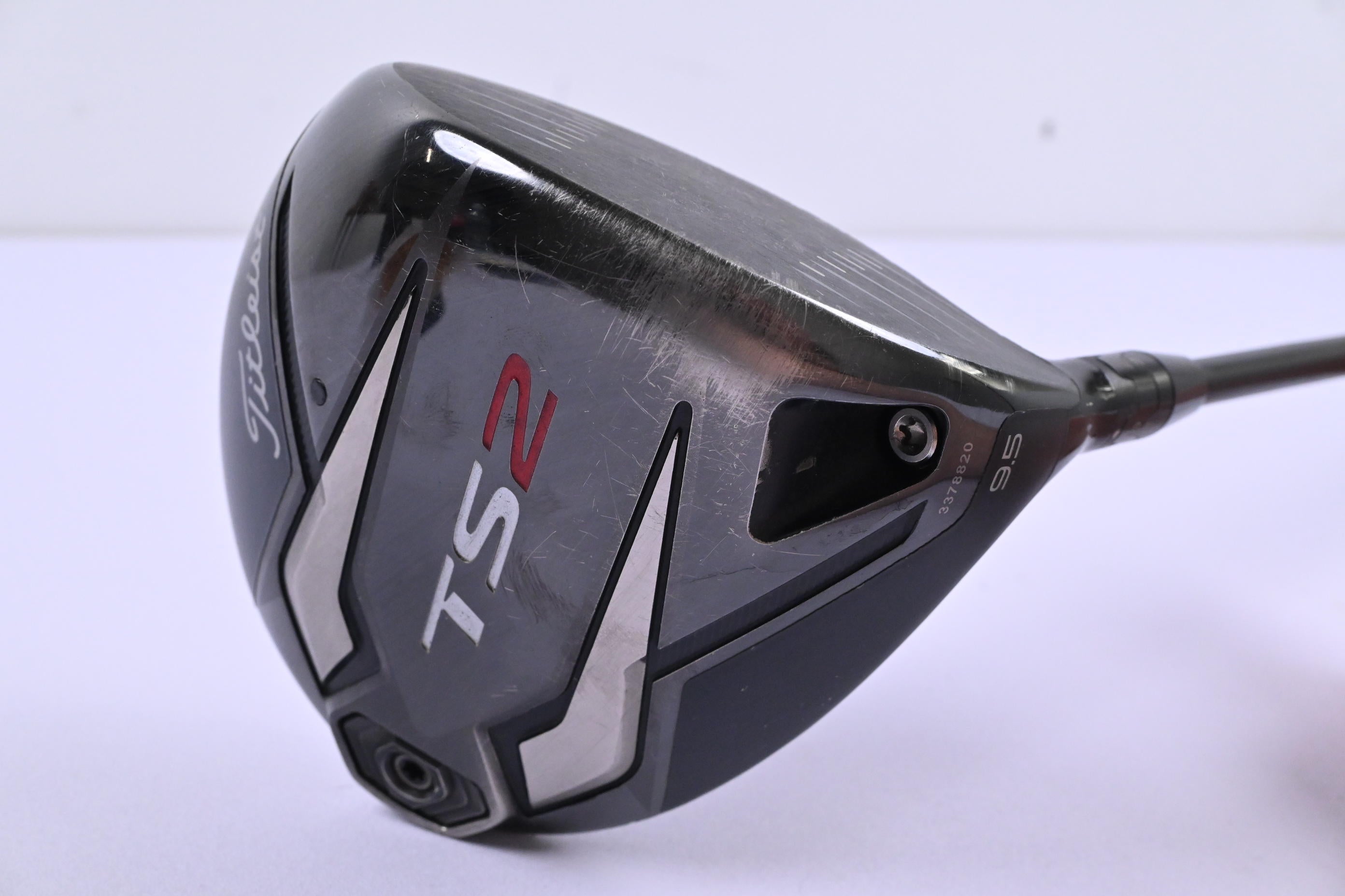 Titleist TS2 Driver / 9.5 Degree / Regular Flex Kuro Kage Black TiNi 50 Shaft