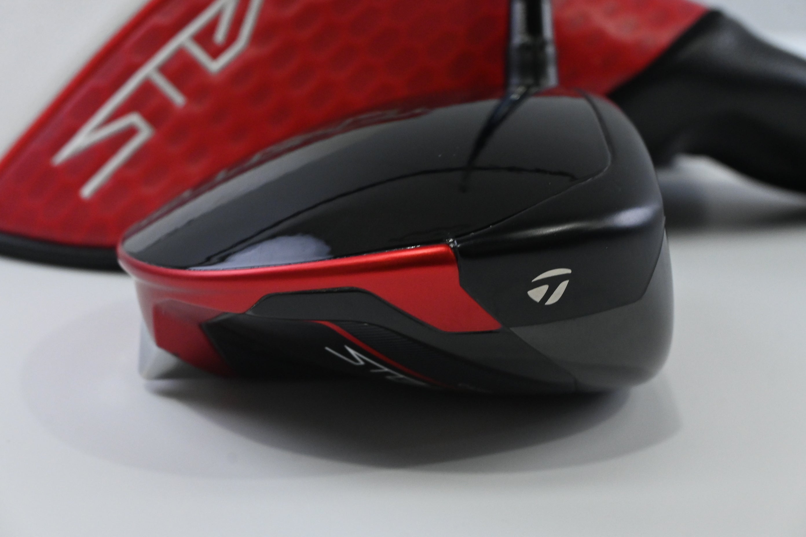 Taylormade Stealth 2 Driver / 9 Degree / Regular Flex Fujikura Ventus Blue 5 Shaft