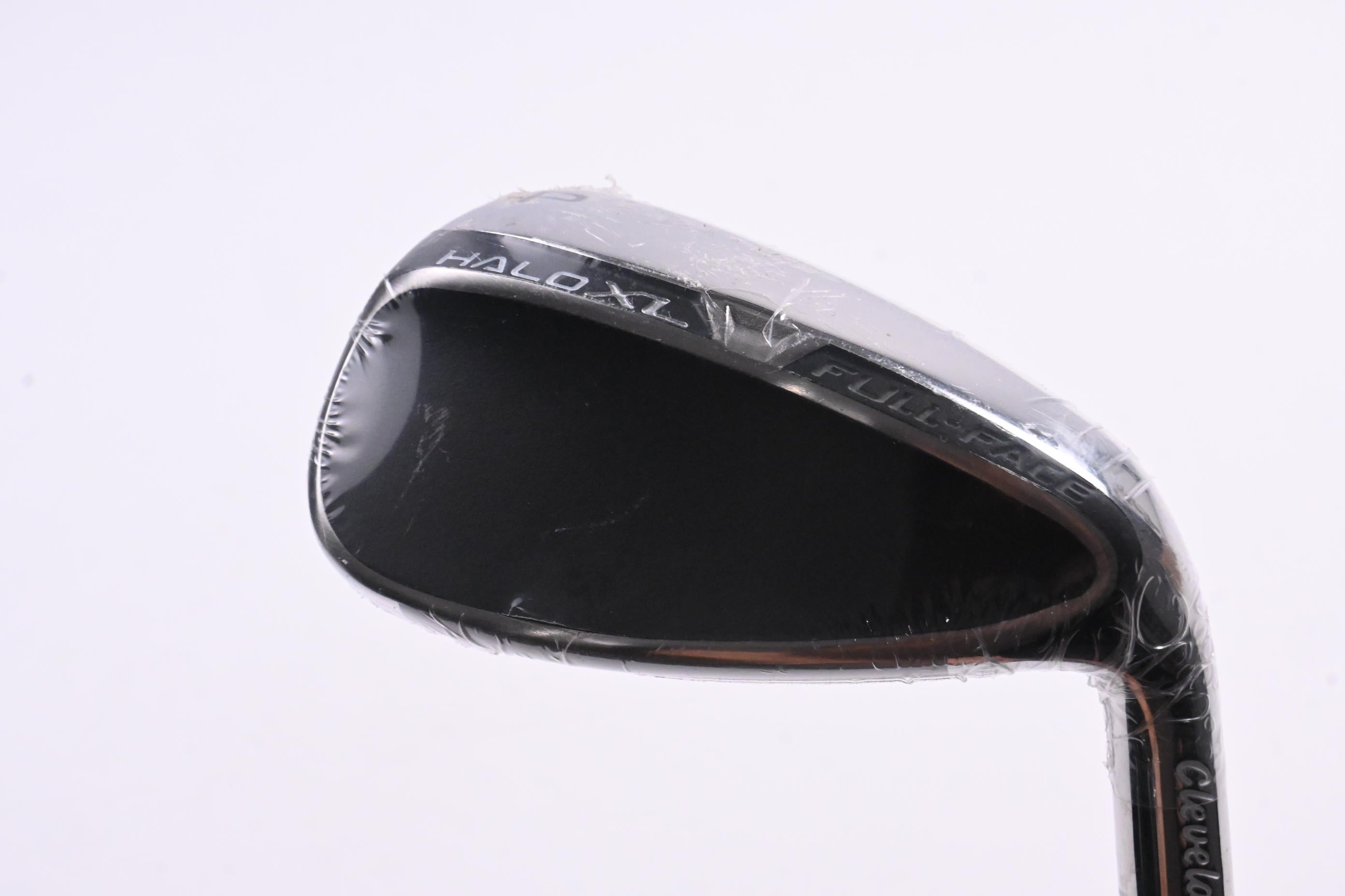 Cleveland Halo XL Full Face Pitching Wedge / 43 Degree / Stiff Flex Dynamic Gold