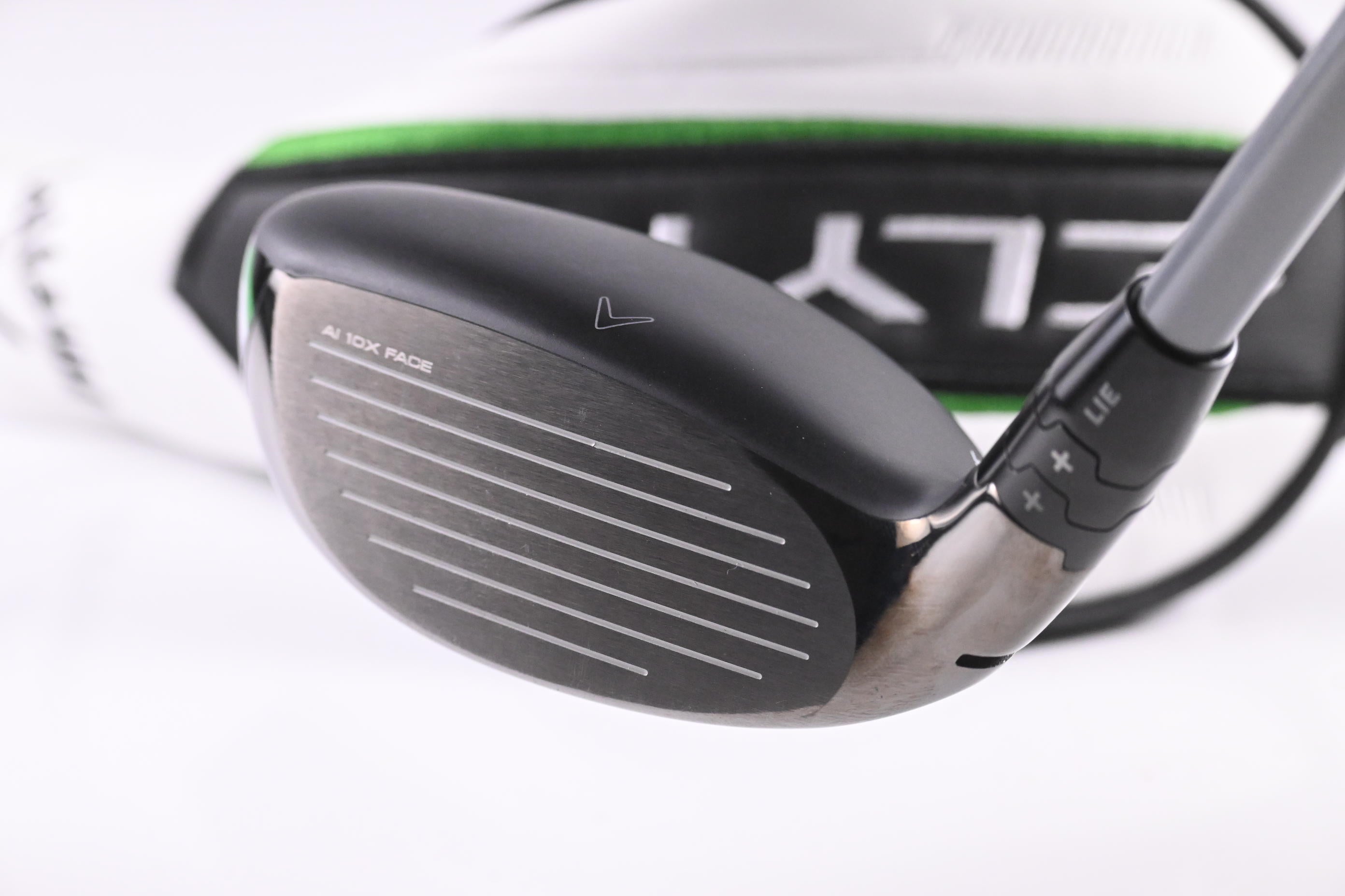 Callaway Elyte X #4 Hybrid / 21 Degree / Regular Flex Denali Charcoal 60 Shaft