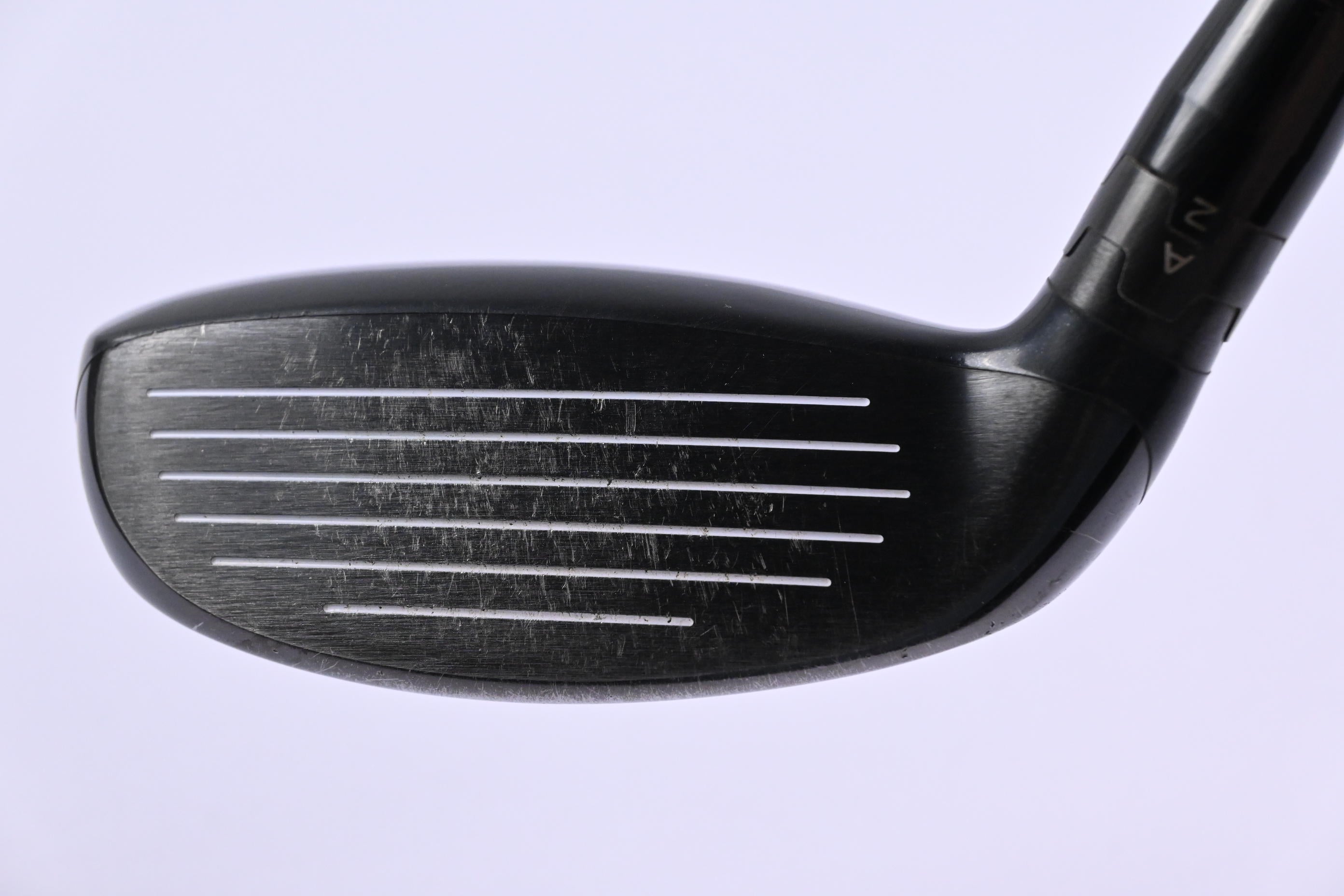 Titleist 915H #3 Hybrid / 21 Degree / Stiff Flex Diamana S+ 70 Shaft