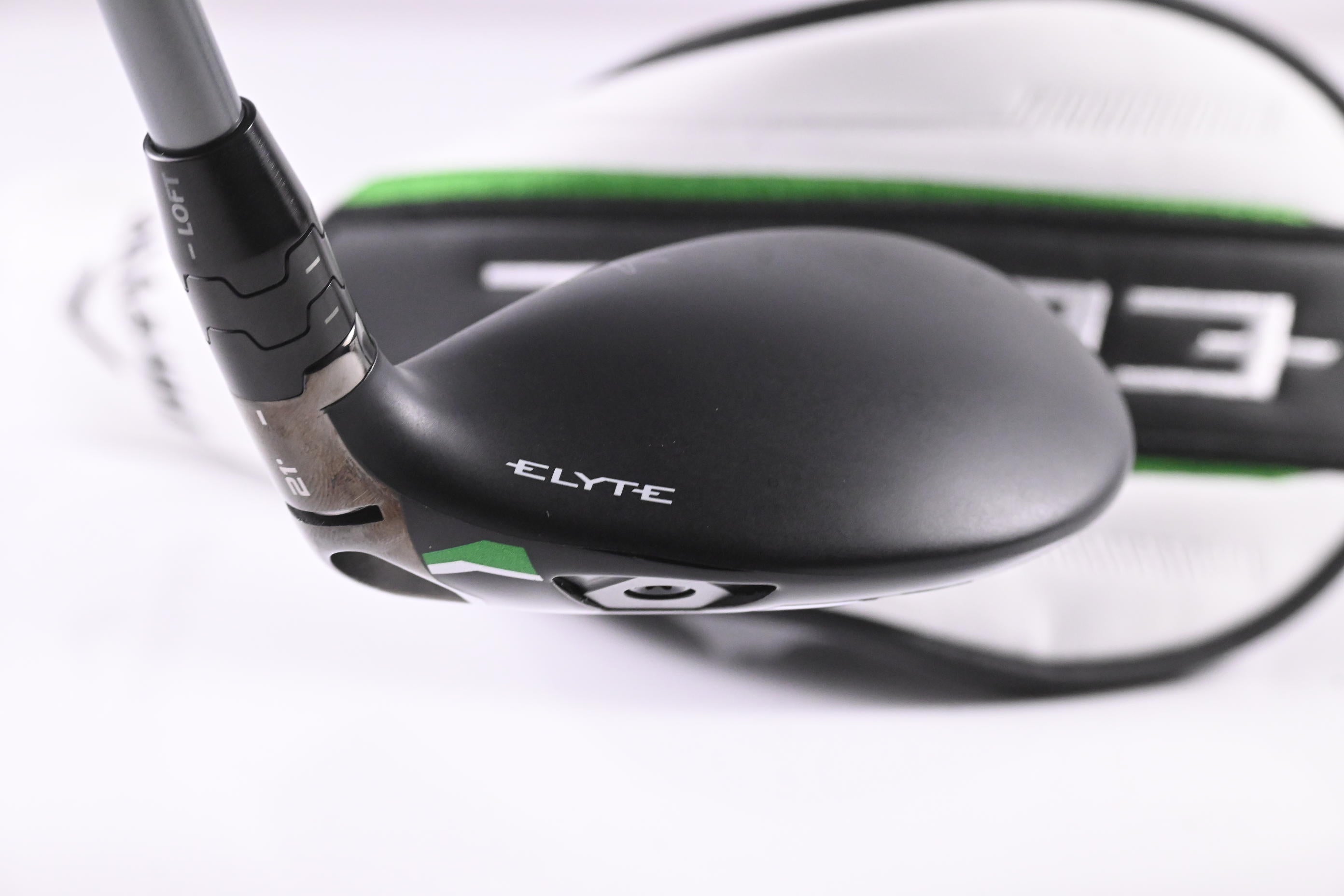 Callaway Elyte X #4 Hybrid / 21 Degree / Regular Flex Denali Charcoal 60 Shaft