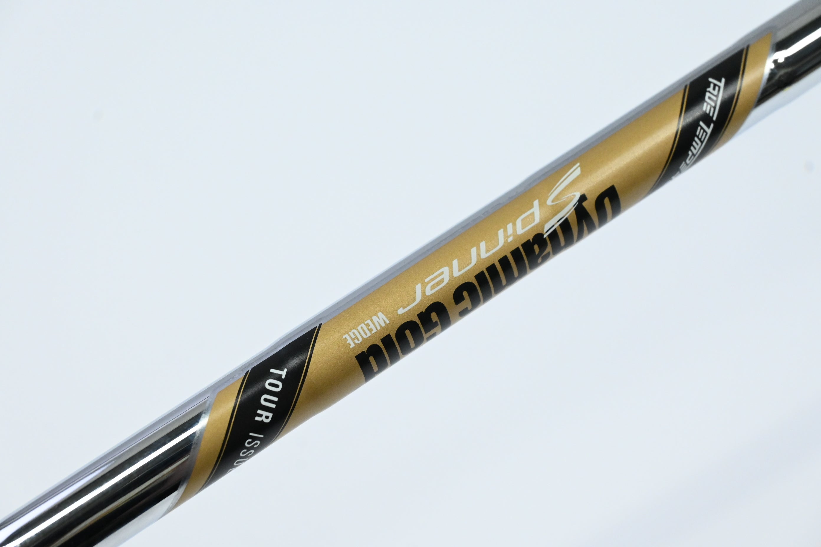 Cleveland RTX Full Face 2 Gap Wedge / 52 Degree / Wedge Flex Dynamic Gold