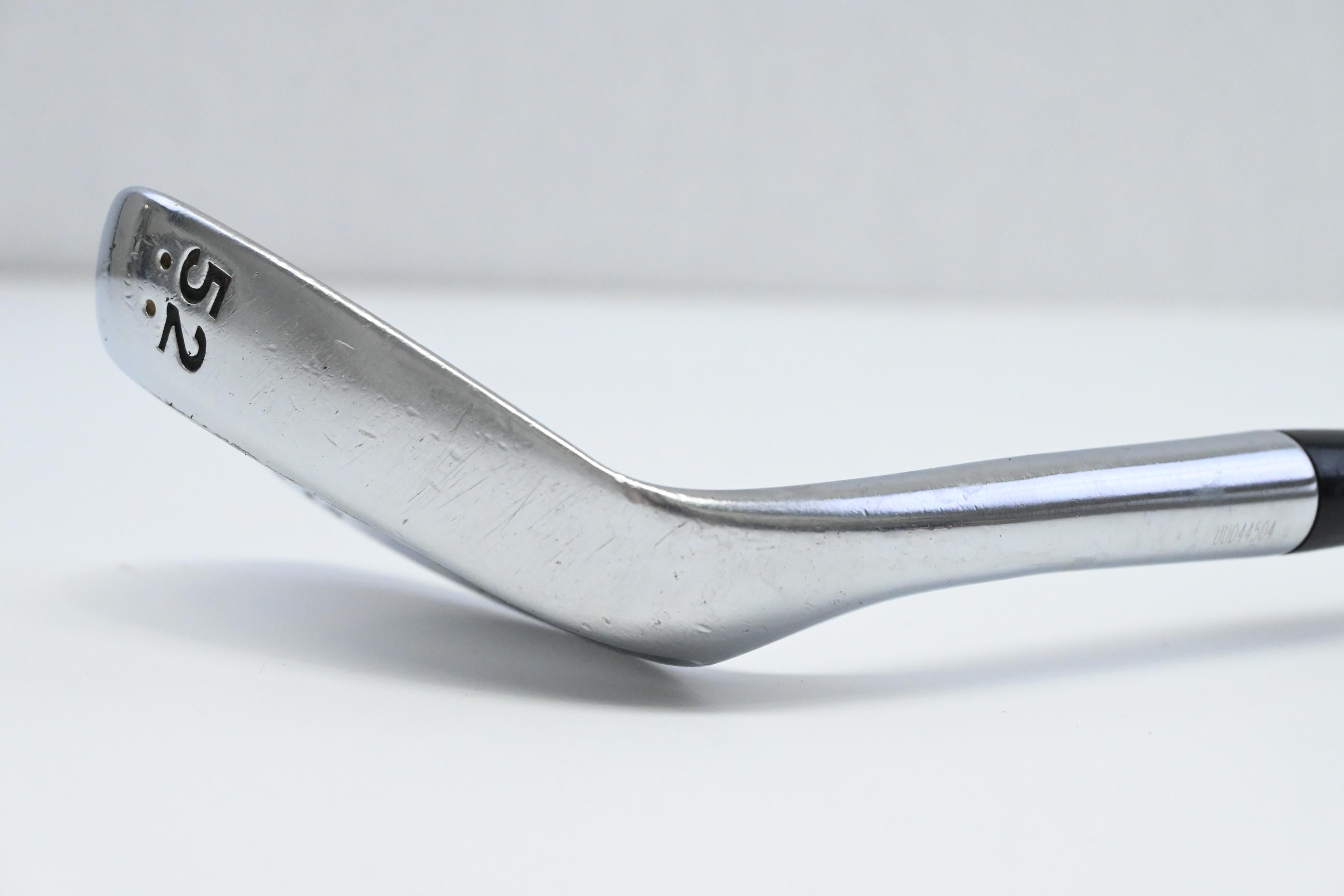 Cleveland 588 RTX 2.0 Gap Wedge / 52 Degree / Wedge Flex Dynamic Gold Shaft